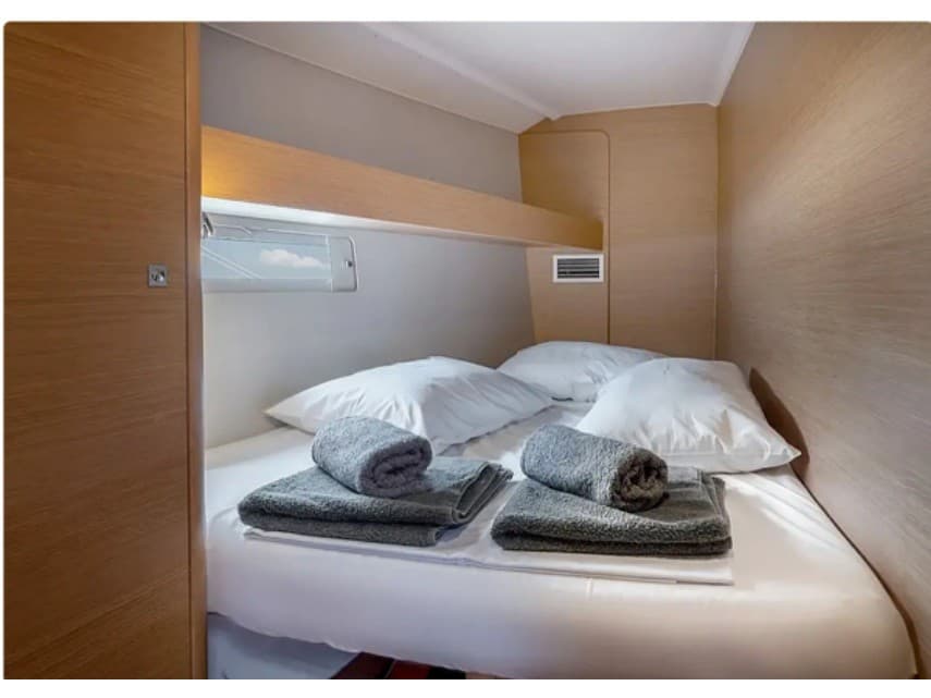 Dufour 460 Grand Large Cosmopolitan - ( The boat is located in the Port of Sivota, Lefkada ) – bilde 3 av 4