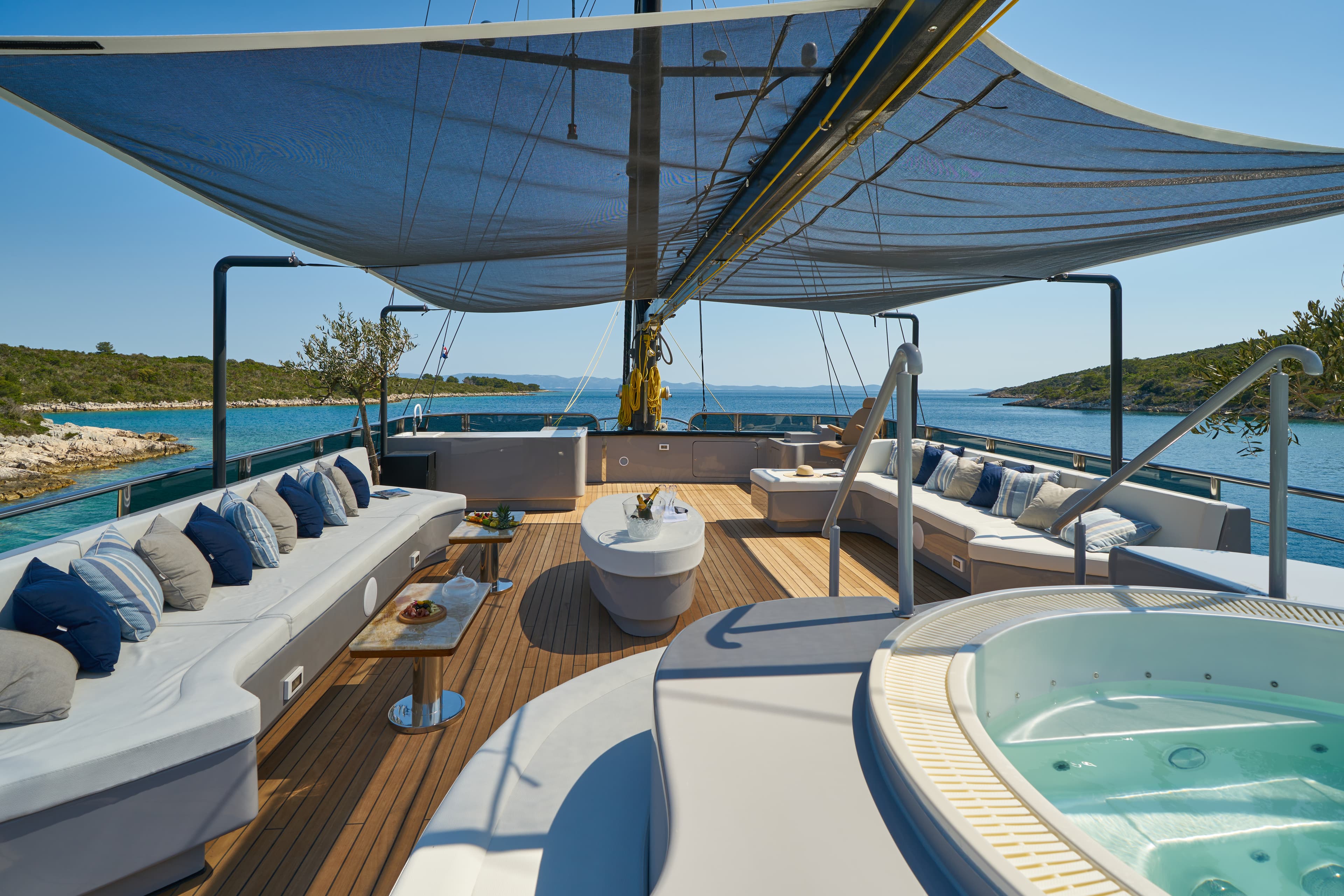 Luxury Sailing Yacht Rara Avis – bilde 2 av 125