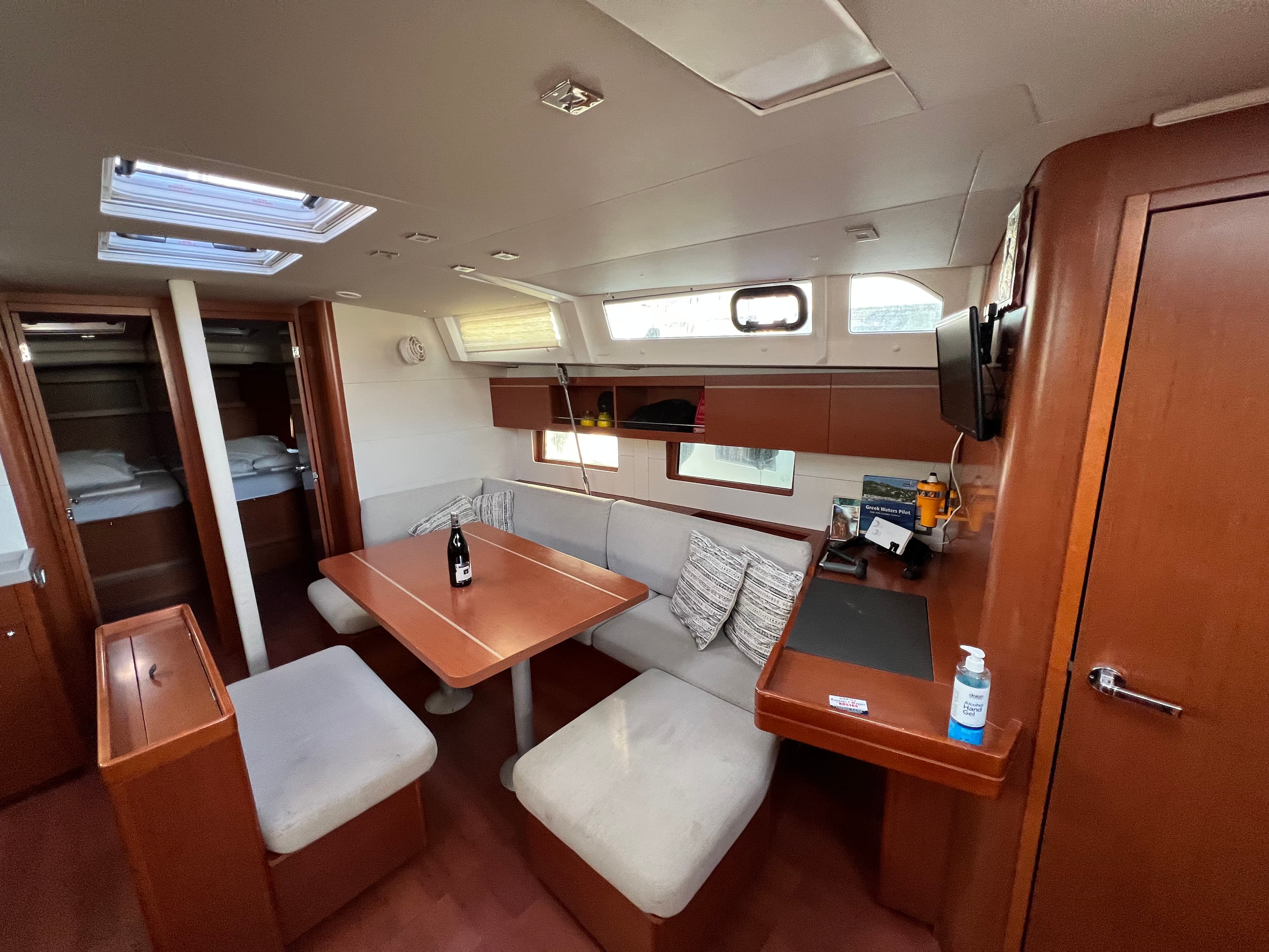 Beneteau Oceanis 46.1 Serenity – bilde 4 av 6