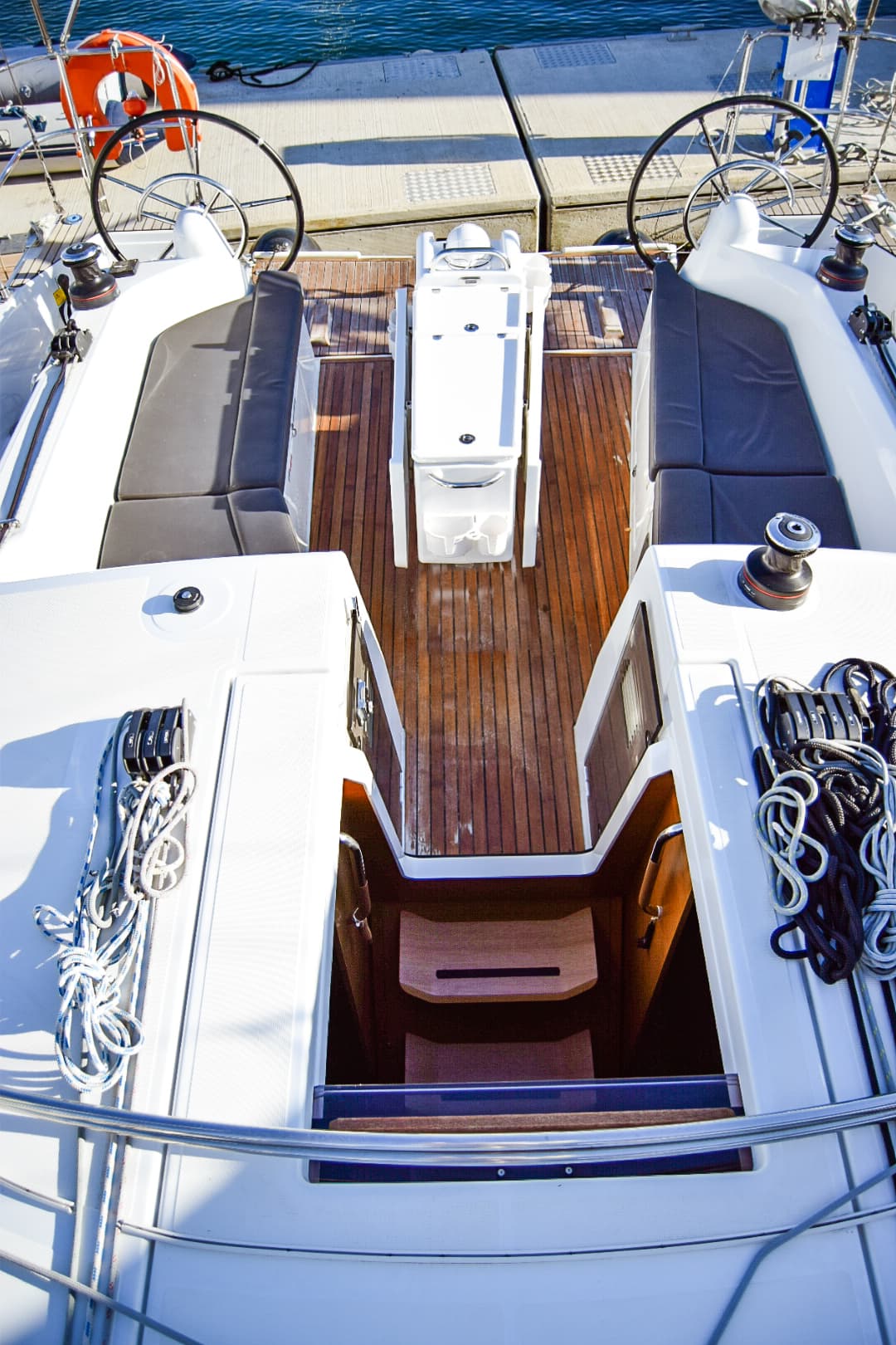 Jeanneau Sun Odyssey 410 Aegeas – bilde 3 av 18