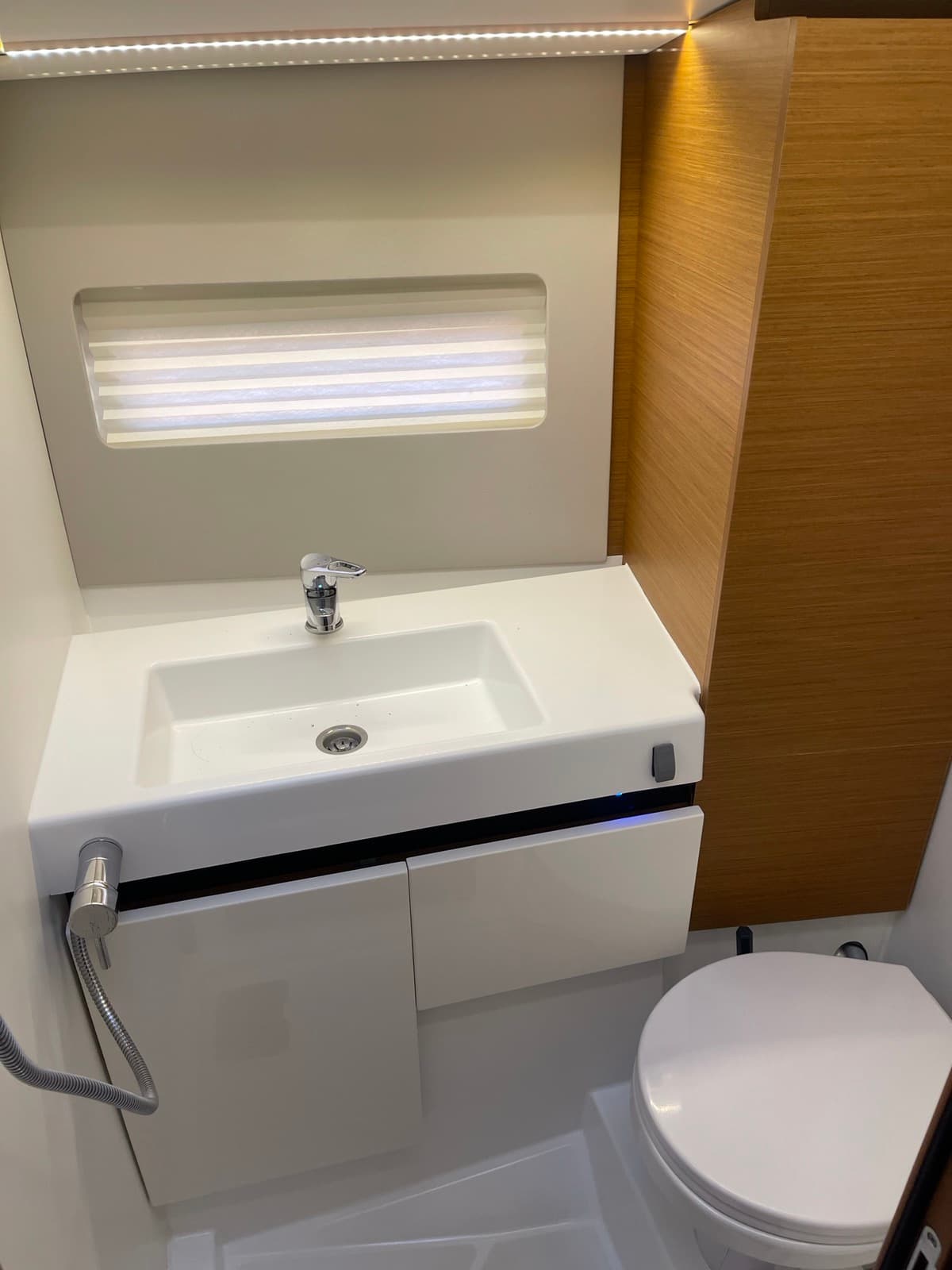 Jeanneau Sun Odyssey 490 Helia (A/C, Gen. 10kVA, Electric Winch NEW 2022) – bilde 5 av 15