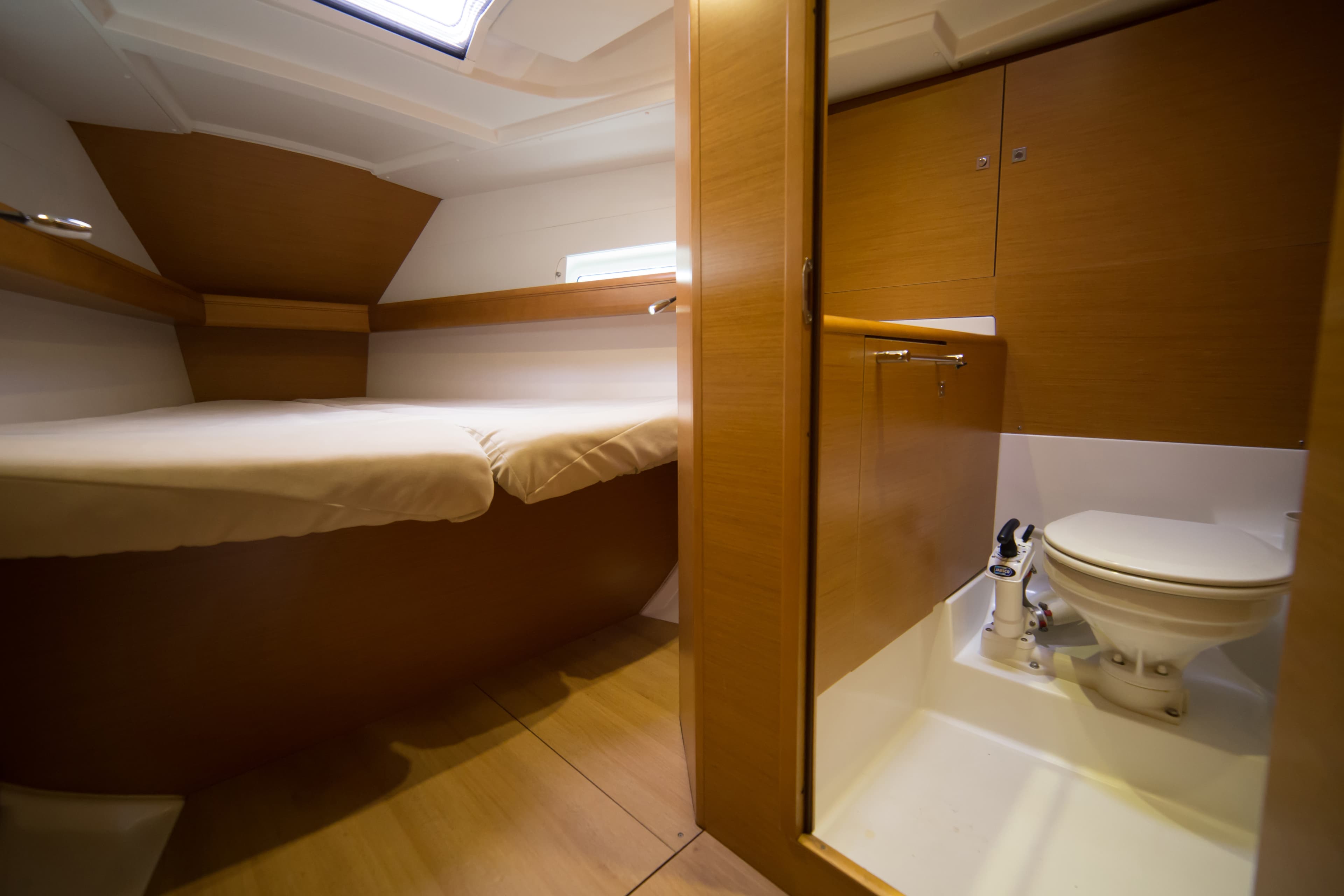 Jeanneau Sun Odyssey 409 Leonidas – bilde 2 av 74