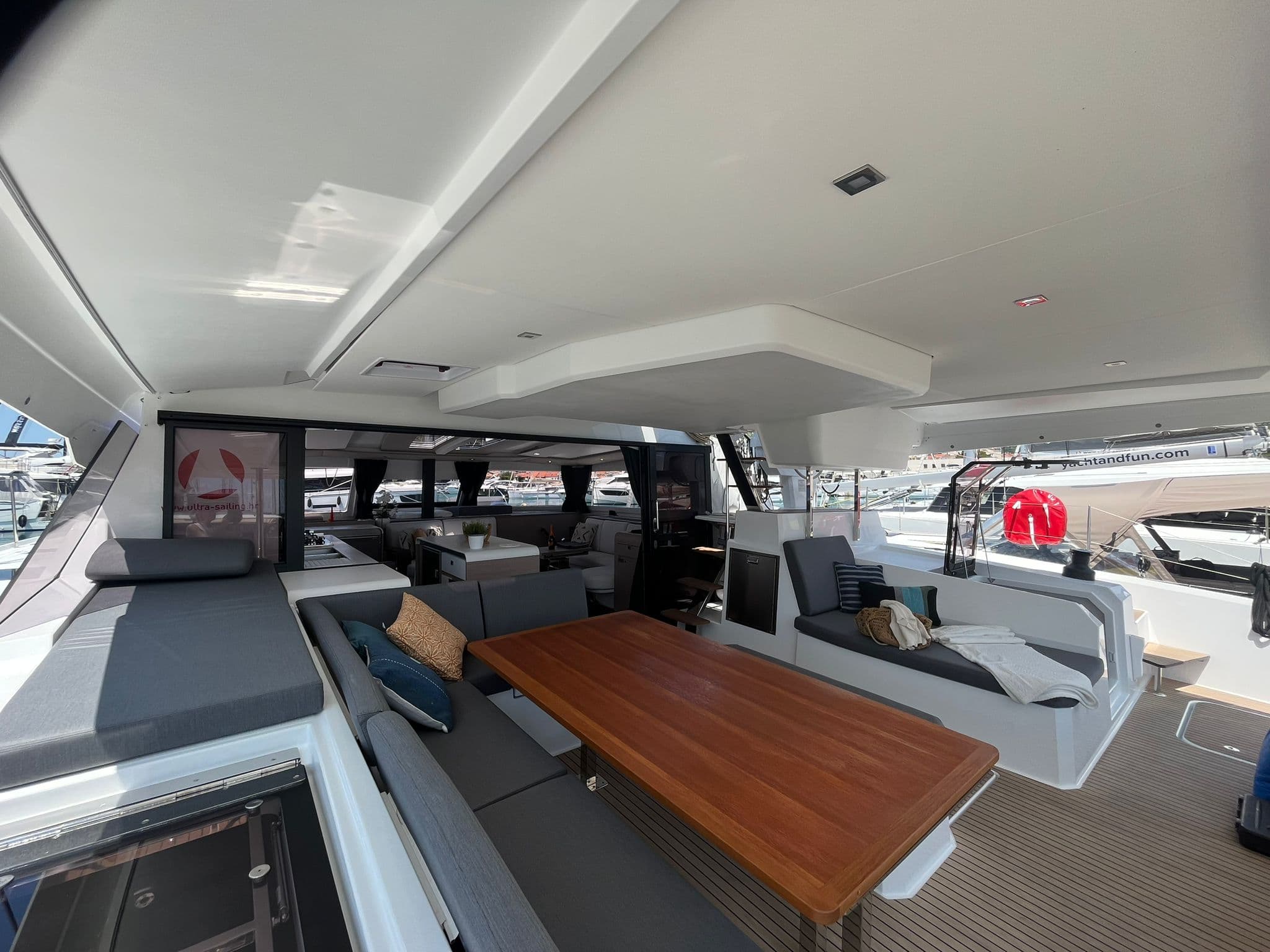 Fountaine Pajot Aura 51 COSMOS – bilde 2 av 31