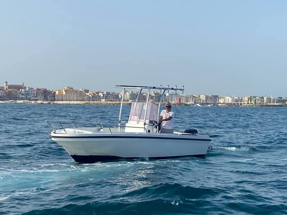 Motorboat Sessa – bilde 3 av 4