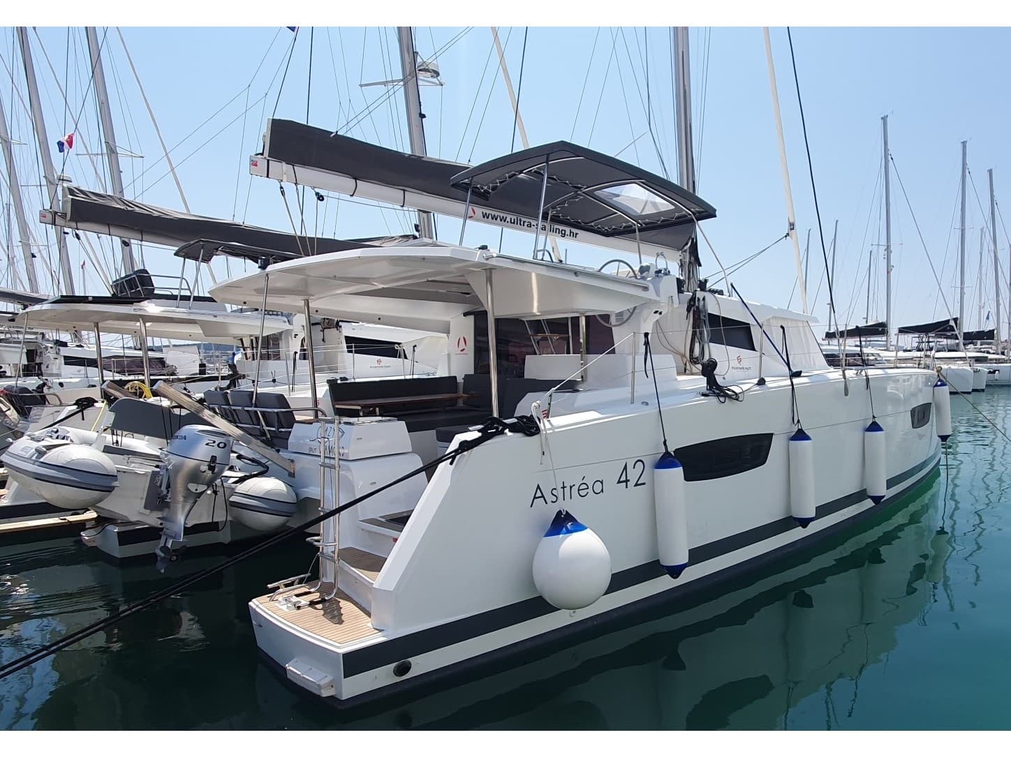 Fountaine Pajot Astréa 42 CRAZY DIAMOND