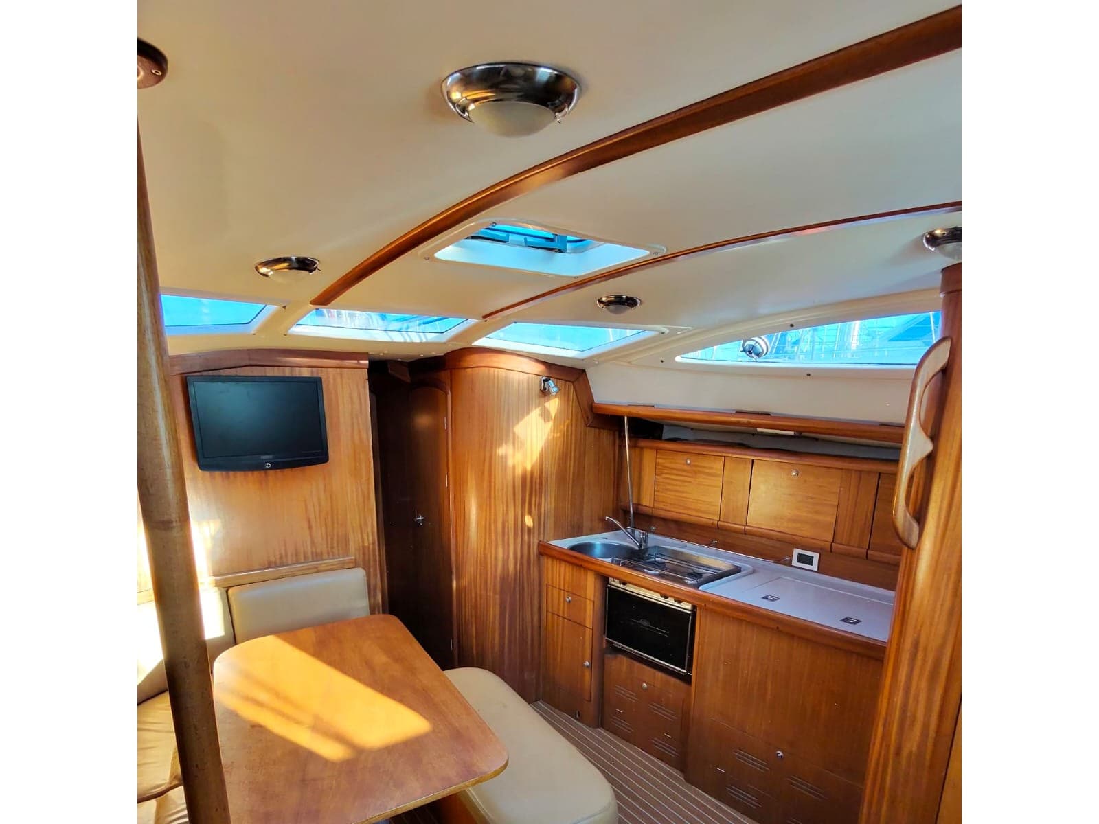 Delphia 40 Classic – bilde 2 av 3