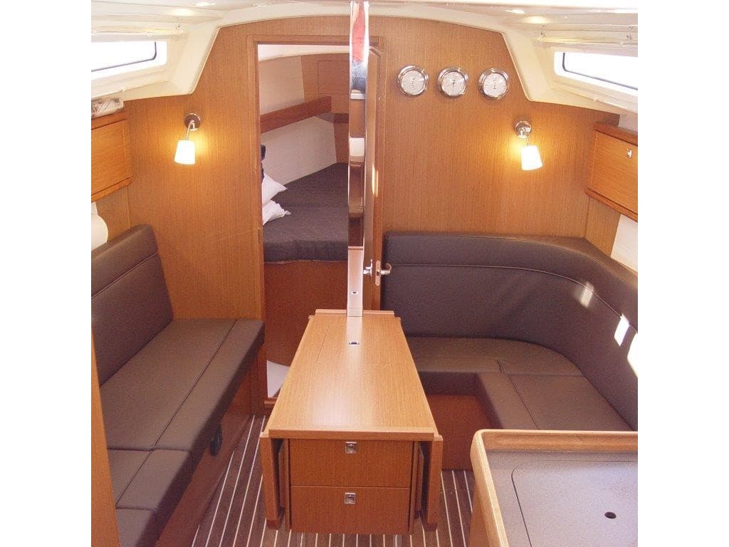 Bavaria Cruiser 34 Merak – bilde 4 av 12