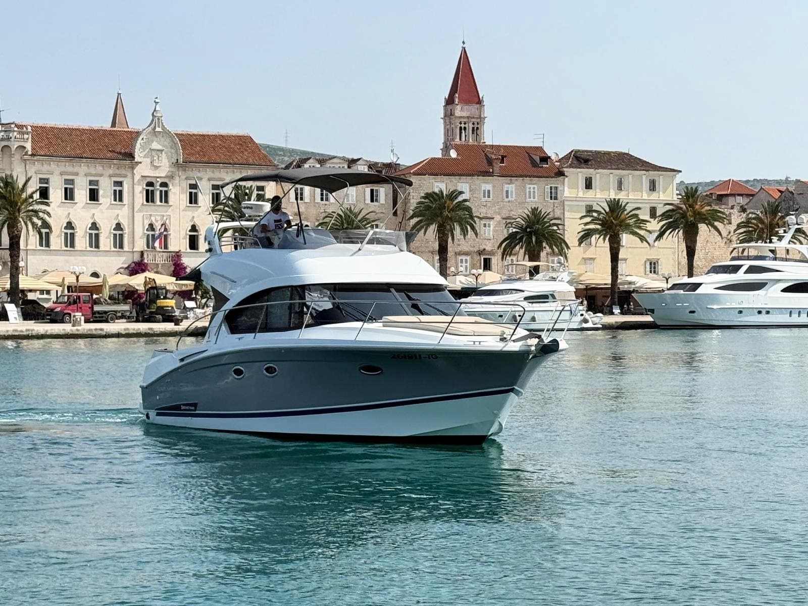 Beneteau Antares 36 – bilde 3 av 40