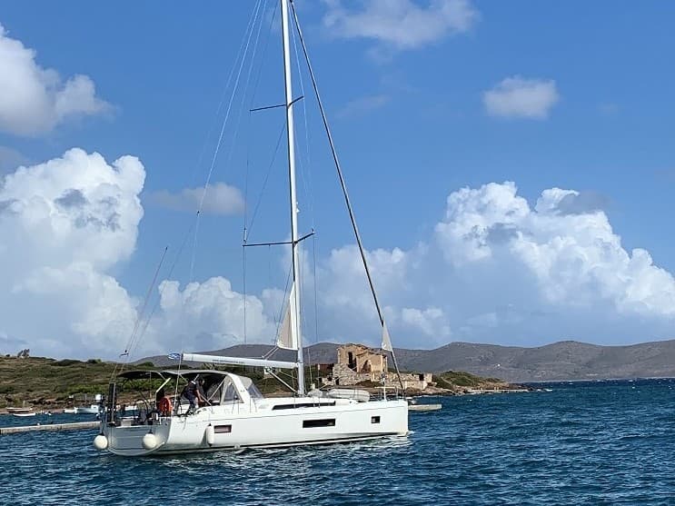Beneteau Oceanis 51.1 Aeolian Muse
