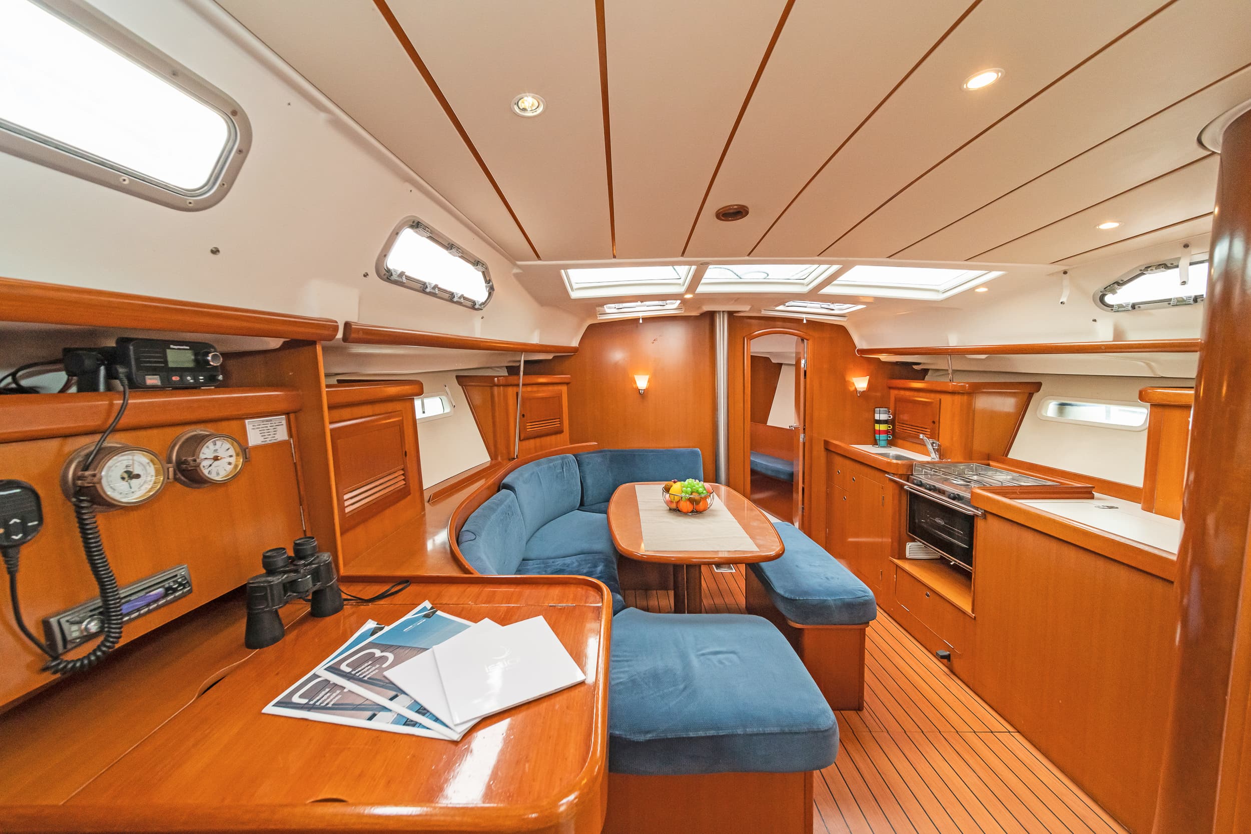 Beneteau Oceanis 393 Milica – bilde 3 av 15