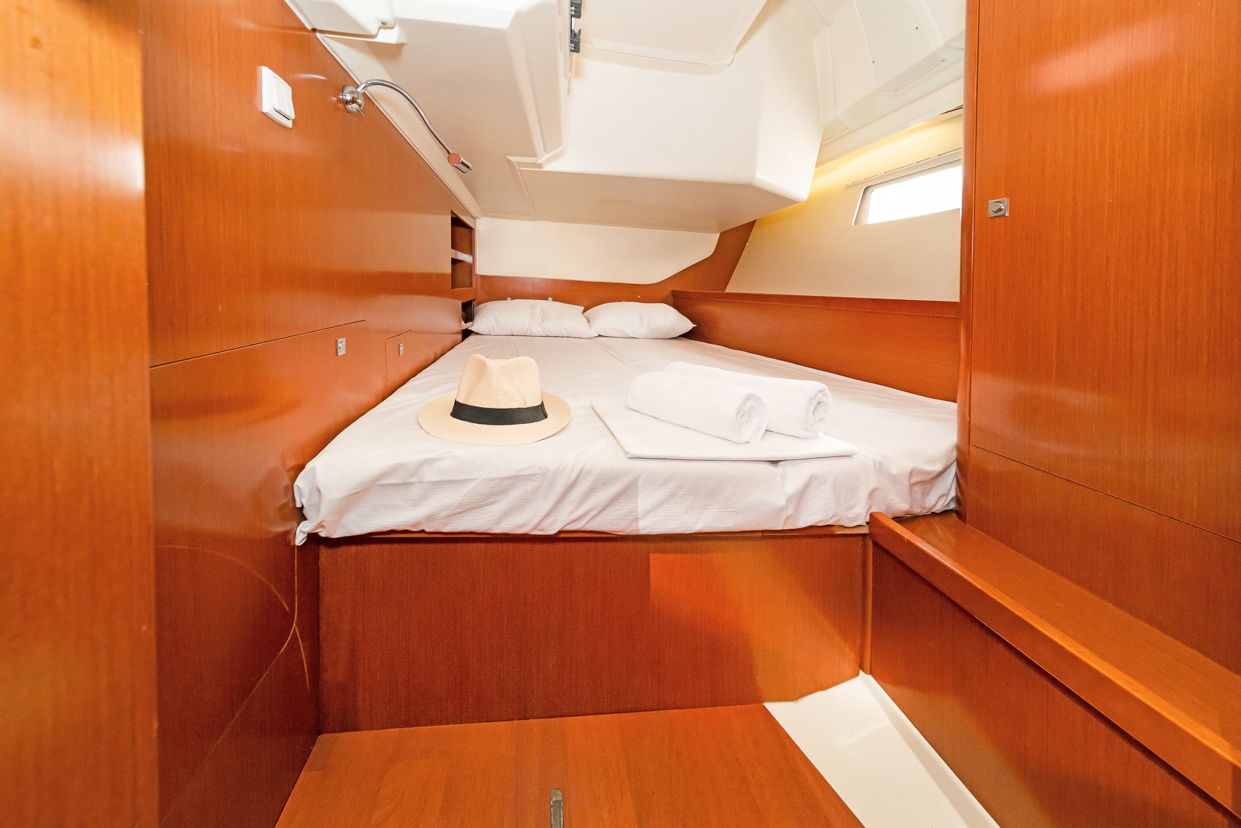 Beneteau Oceanis 45 Quantum – bilde 3 av 17