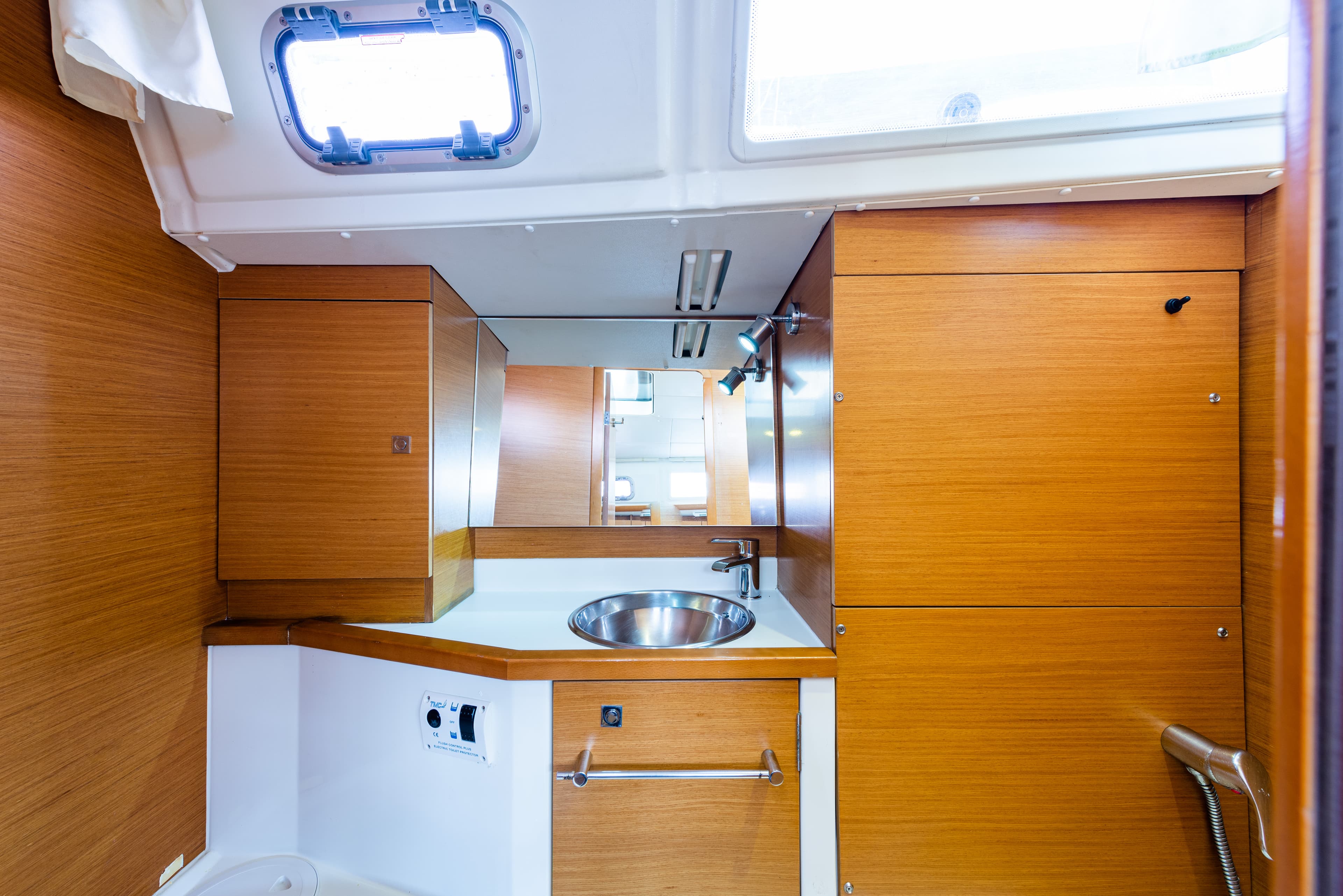 Jeanneau Sun Odyssey 379 Amor Fati – bilde 5 av 36