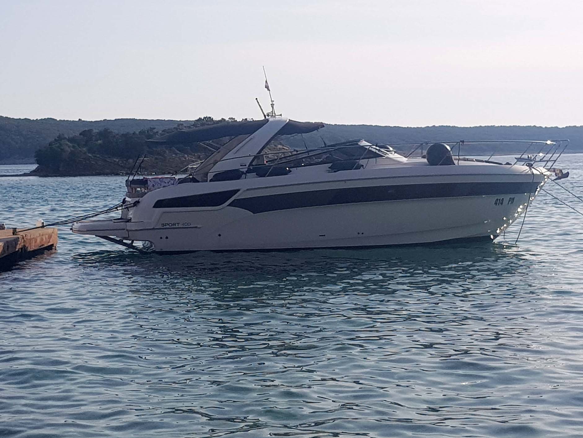 Bavaria Sport 400HT Rhea