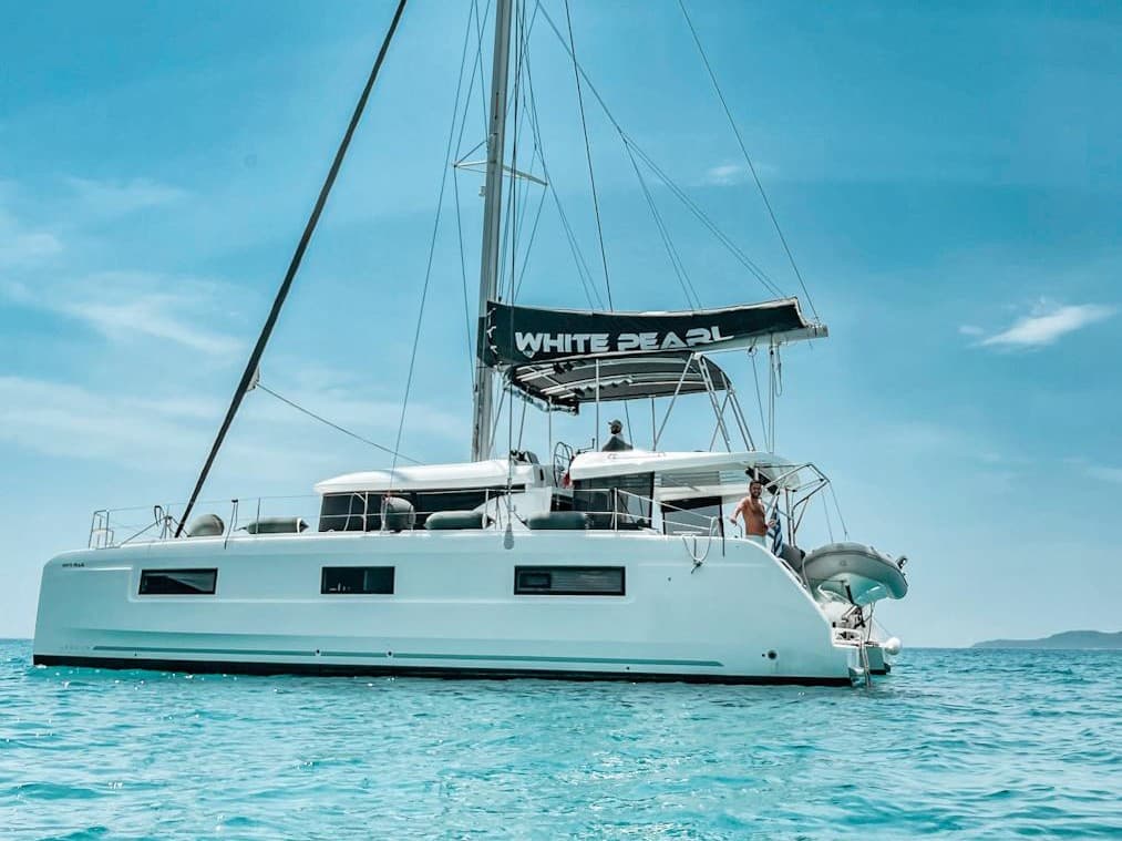 Lagoon 46 WHITE PEARL