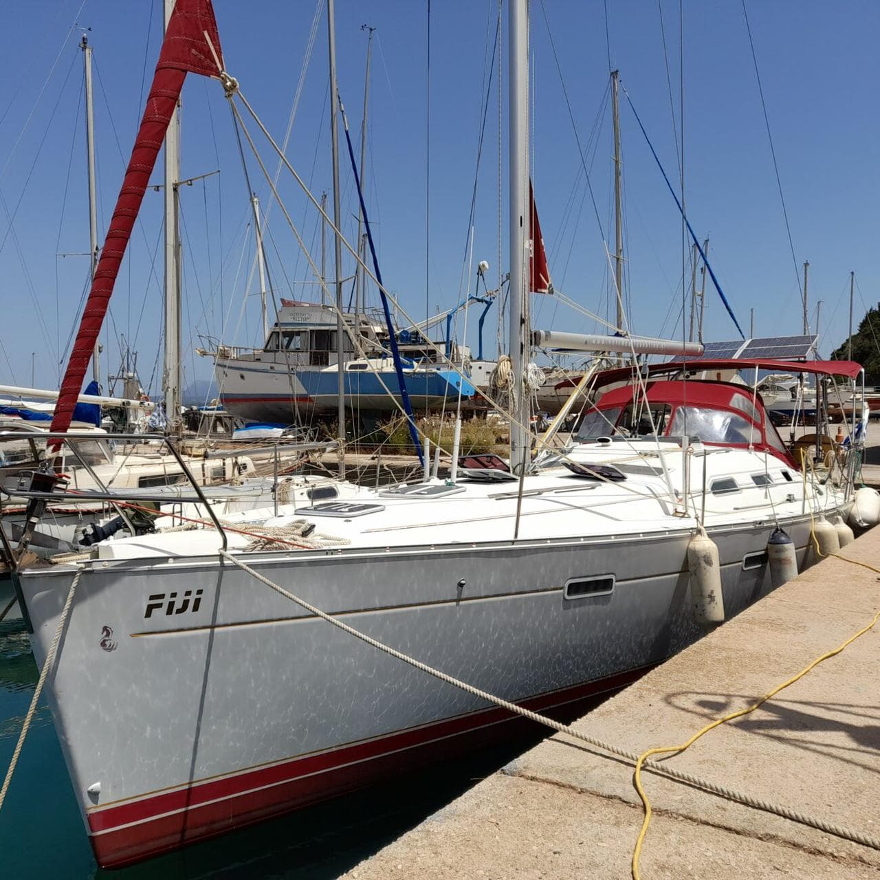 Beneteau Oceanis 393 – bilde 2 av 8