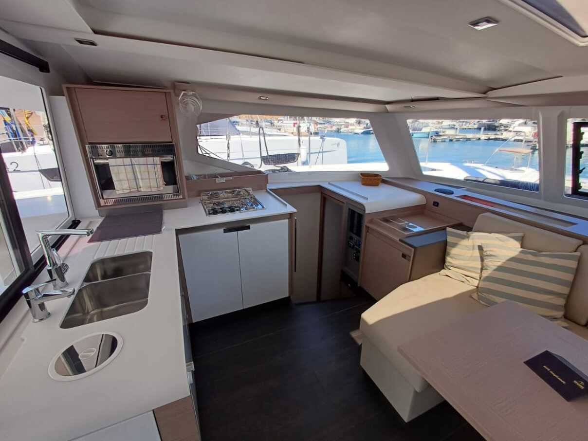 Fountaine Pajot Isla 40 My Tim – bilde 3 av 6