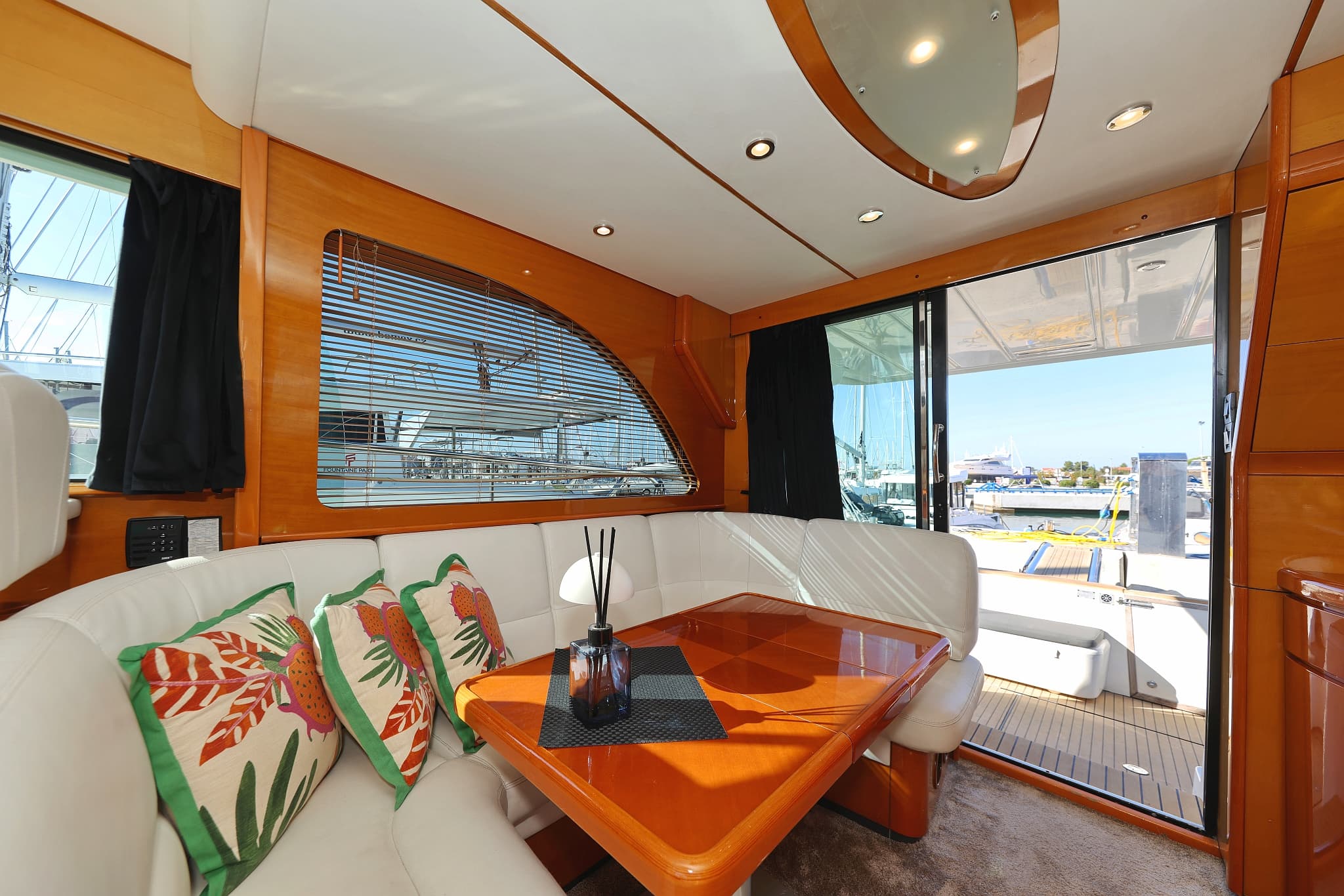 Beneteau Antares 13.80 KATANA – bilde 3 av 81