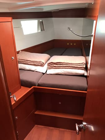 Beneteau Oceanis 48 Skiron – bilde 2 av 13