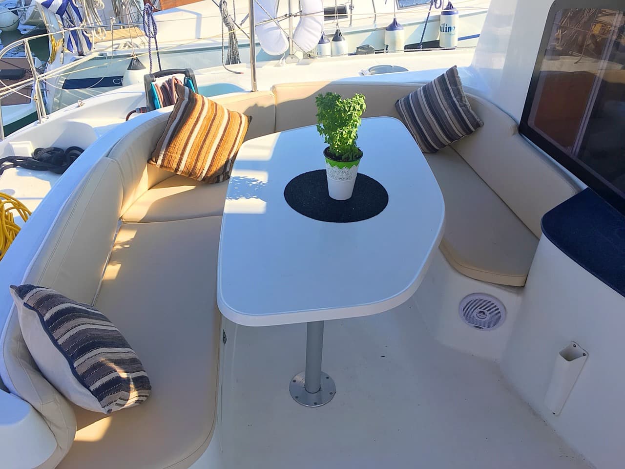 Fountaine Pajot Lavezzi 40 Victoria – bilde 3 av 11