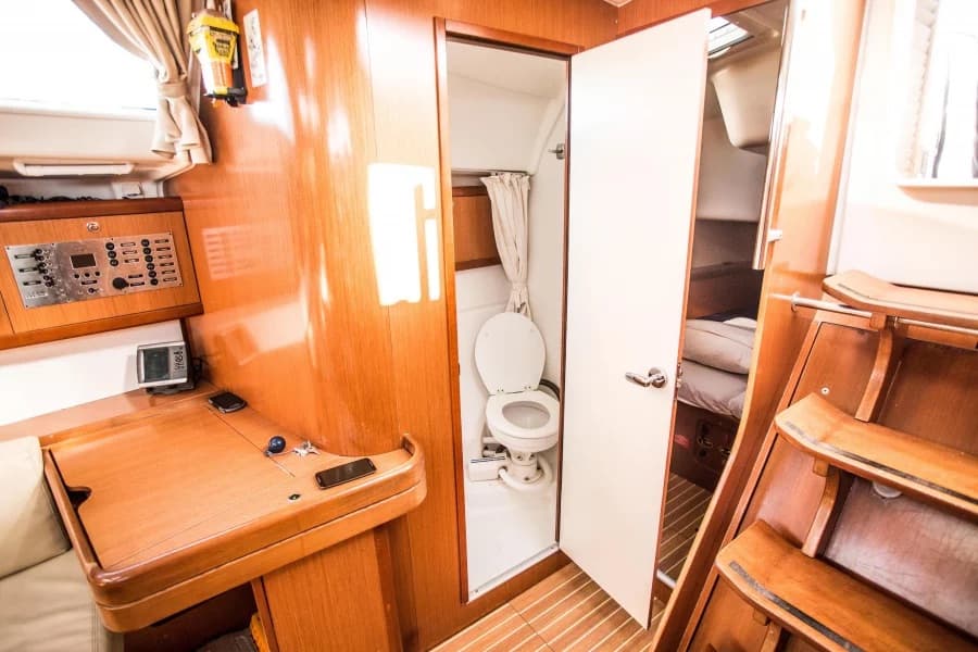 Beneteau Oceanis 43 Starcat – bilde 5 av 8