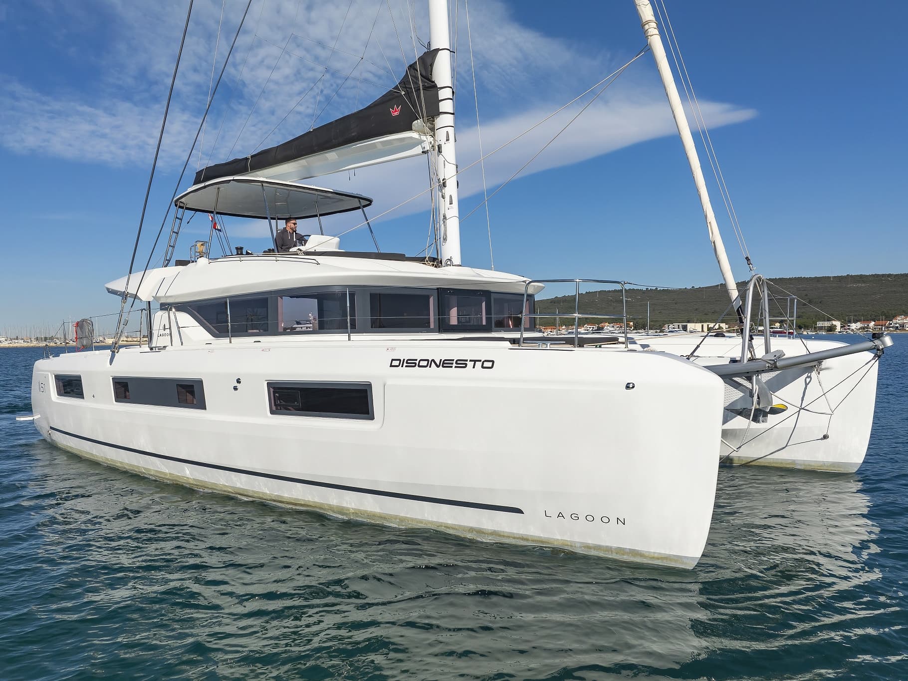 Lagoon 51 DISONESTO