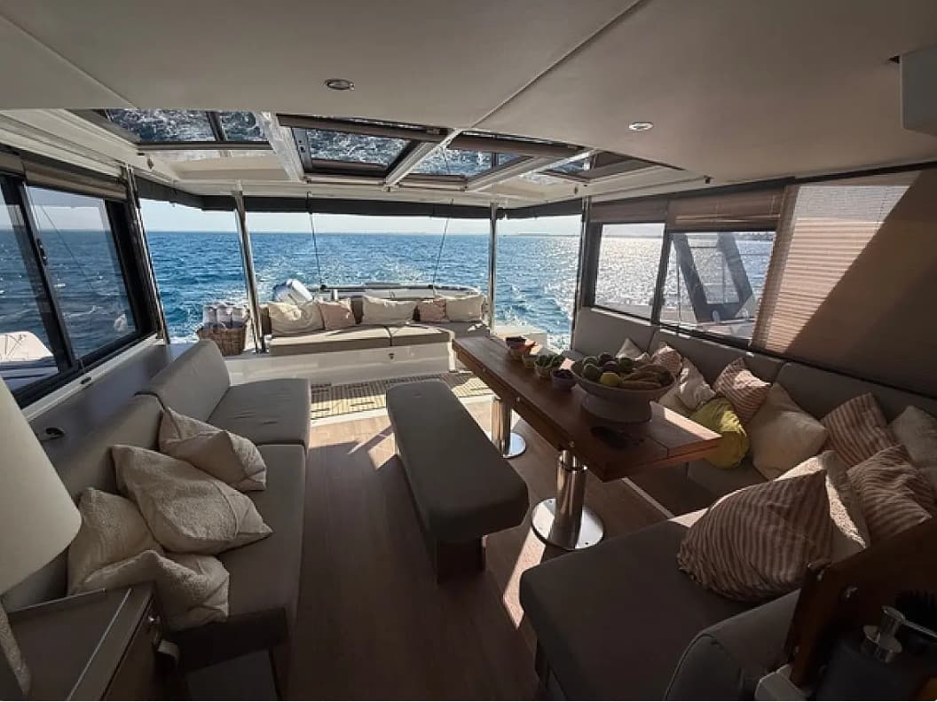 Bali 4.6 Second Wind - Skippered – bilde 2 av 17
