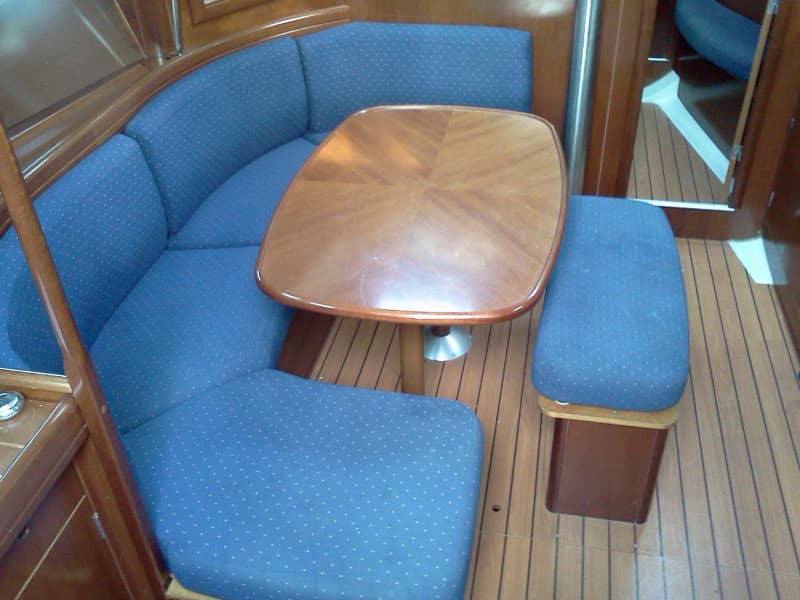 Beneteau Oceanis 393 Hinitsa – bilde 4 av 12