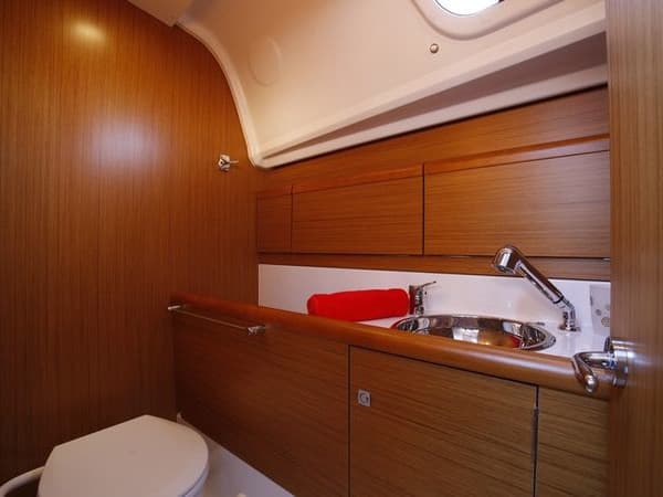 Jeanneau Sun Odyssey 33i Mare Doro – bilde 5 av 10