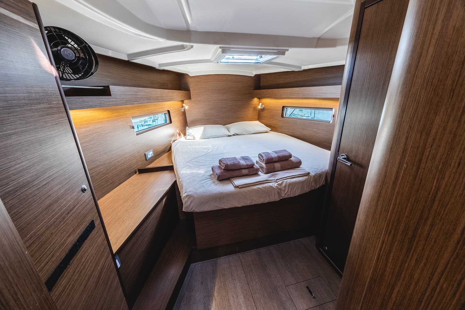 Beneteau Oceanis 40.1 Elma Built 2022 – bilde 2 av 24