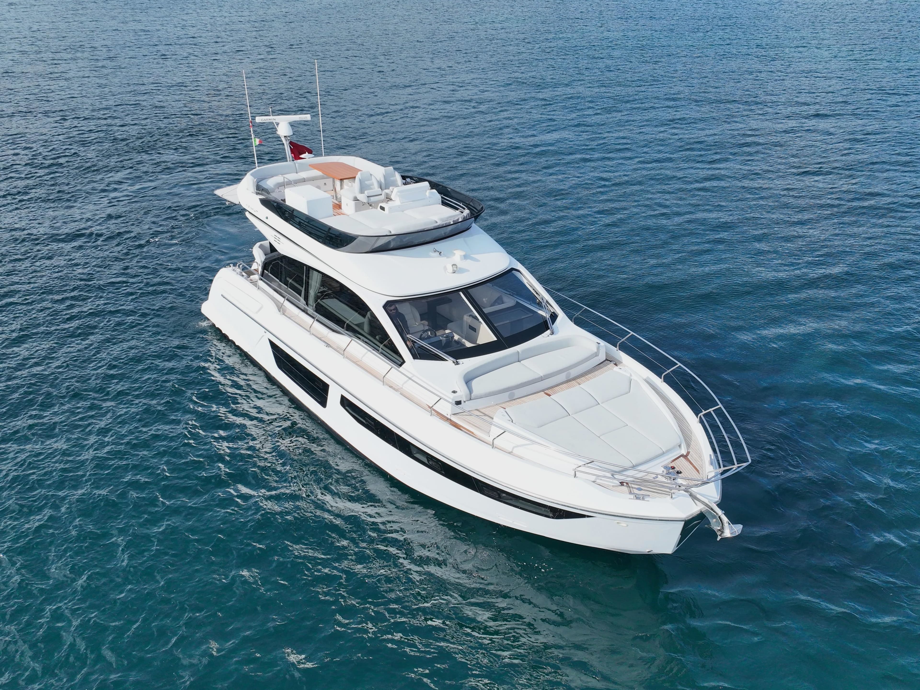 Azimut 53 Fly Leeloo