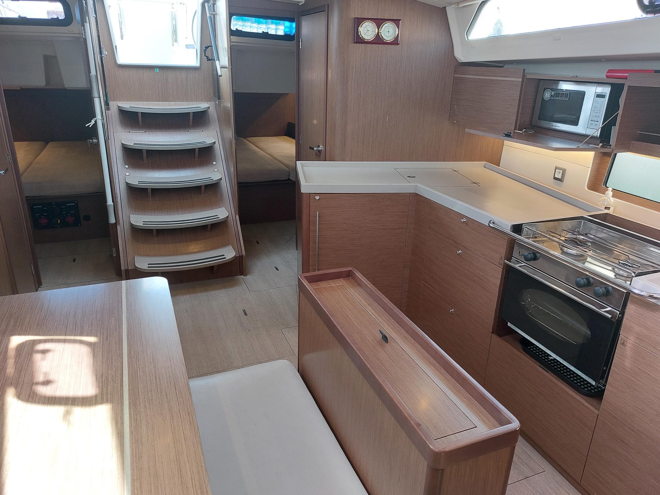 Beneteau Oceanis 46.1 Kalmi – bilde 5 av 18