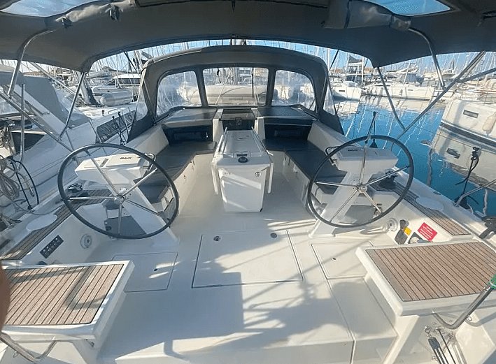 Beneteau Oceanis 46.1 Glykeria – bilde 2 av 12