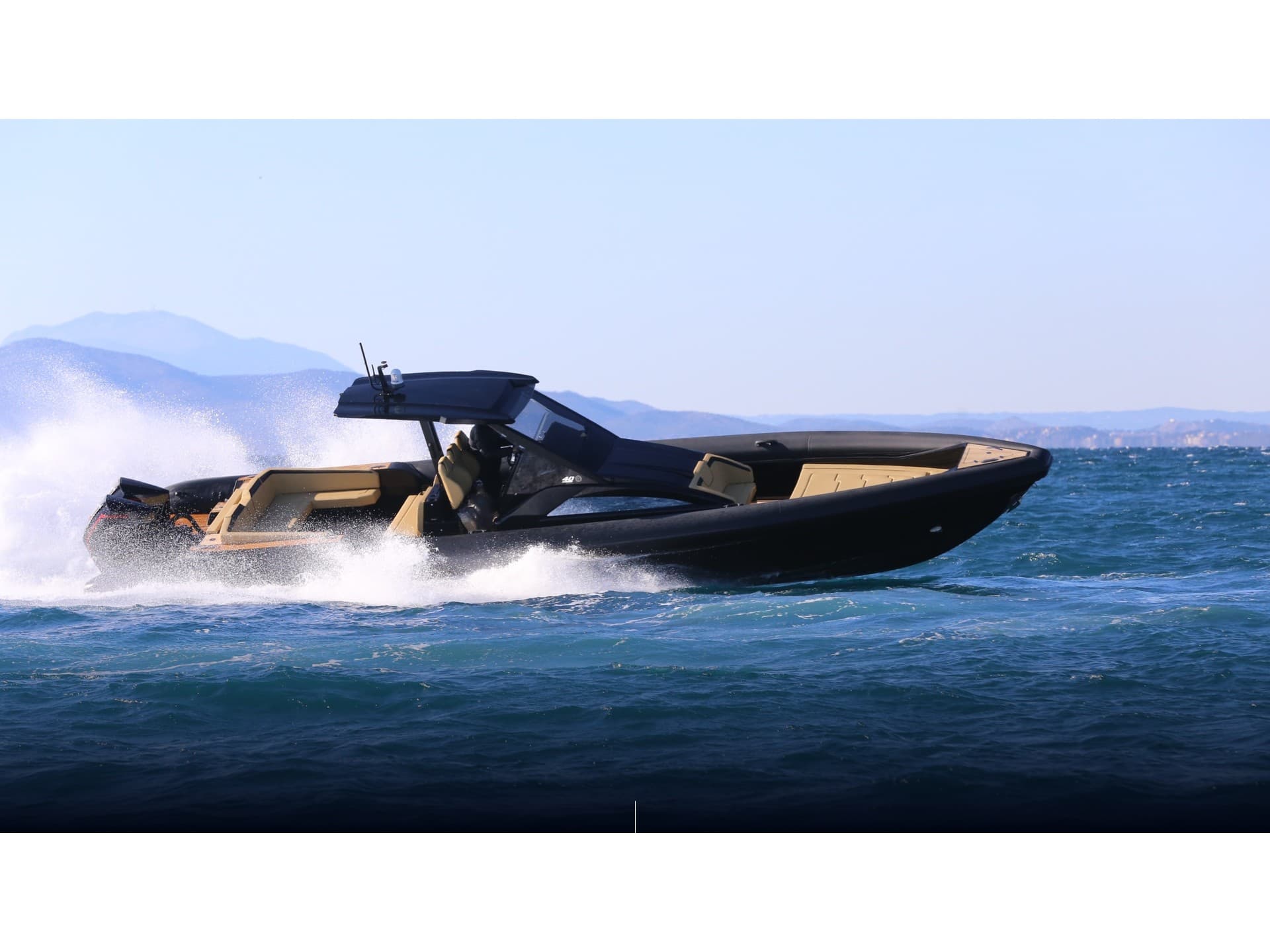 Technohull Explorer 40