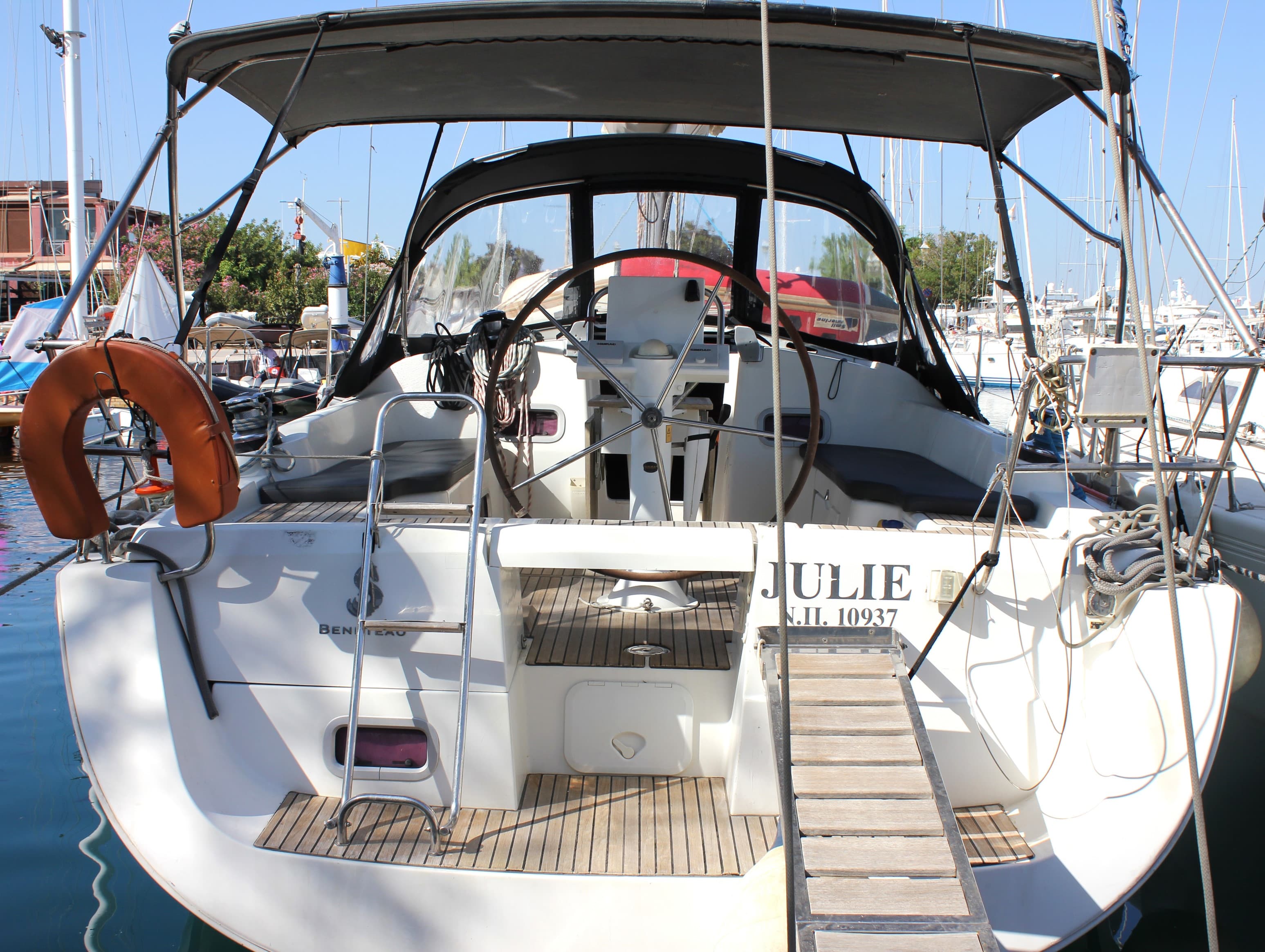 Beneteau Oceanis 37 Julie