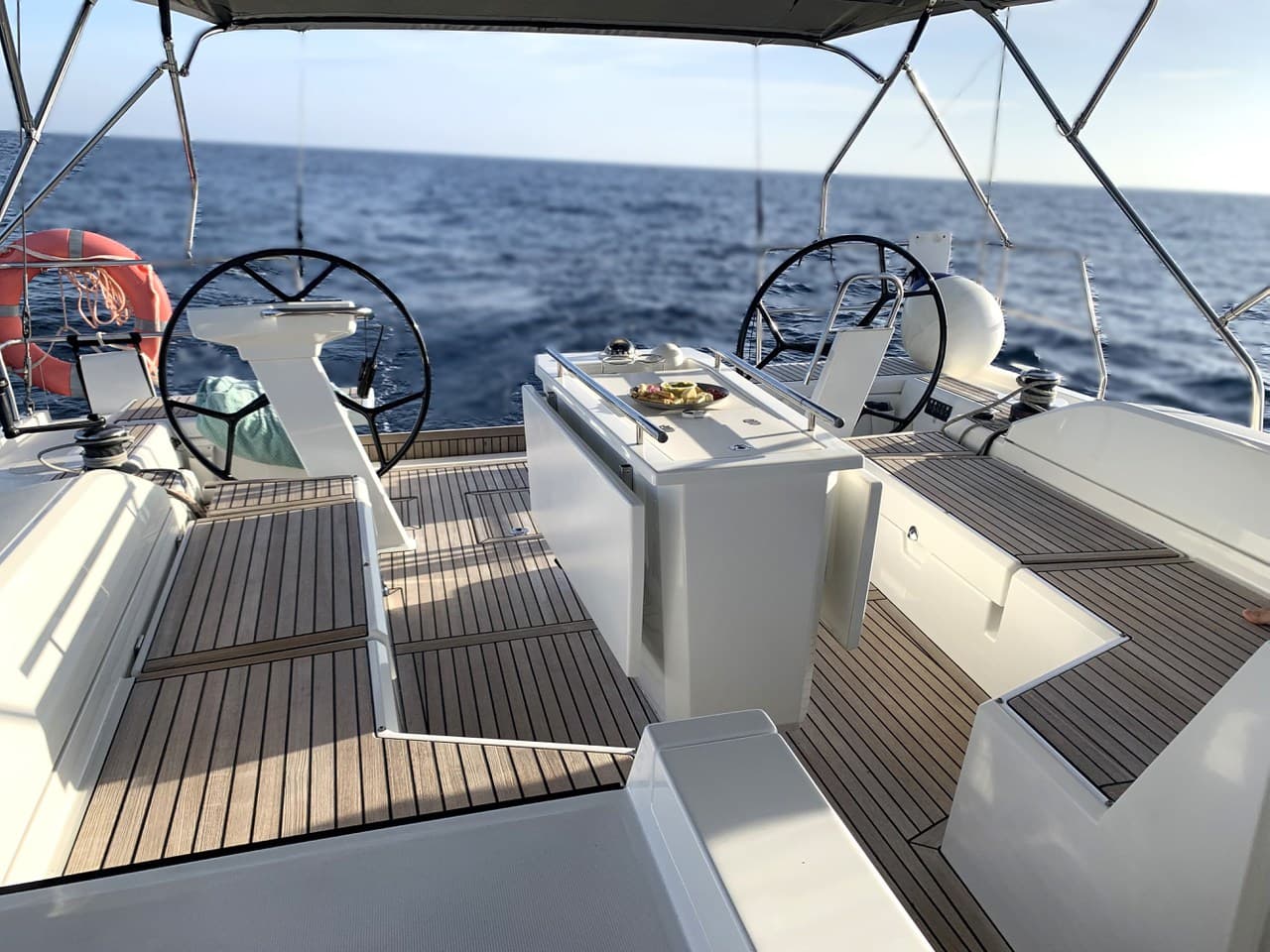 Beneteau Oceanis 51.1 Avocado – bilde 3 av 11