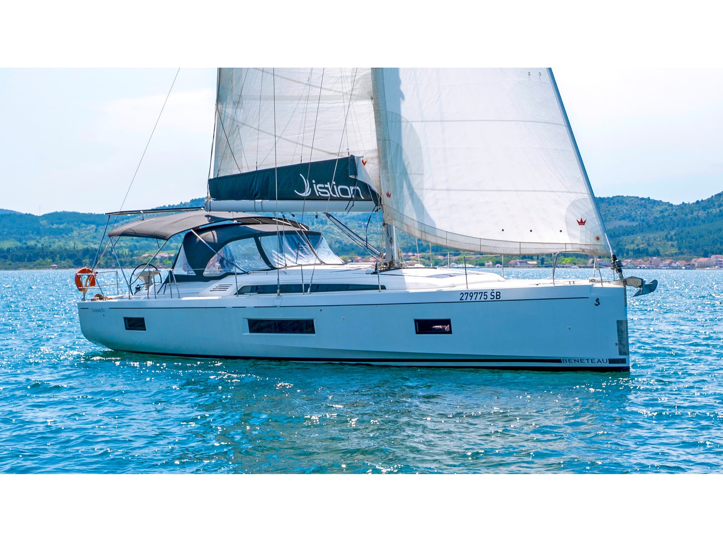 Beneteau Oceanis 51.1 First Heartbeat