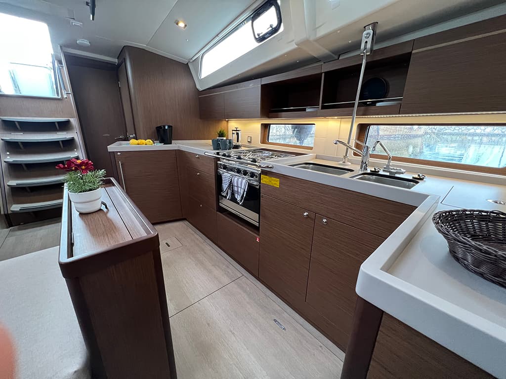 Beneteau Oceanis 46.1 DREAM – bilde 4 av 20