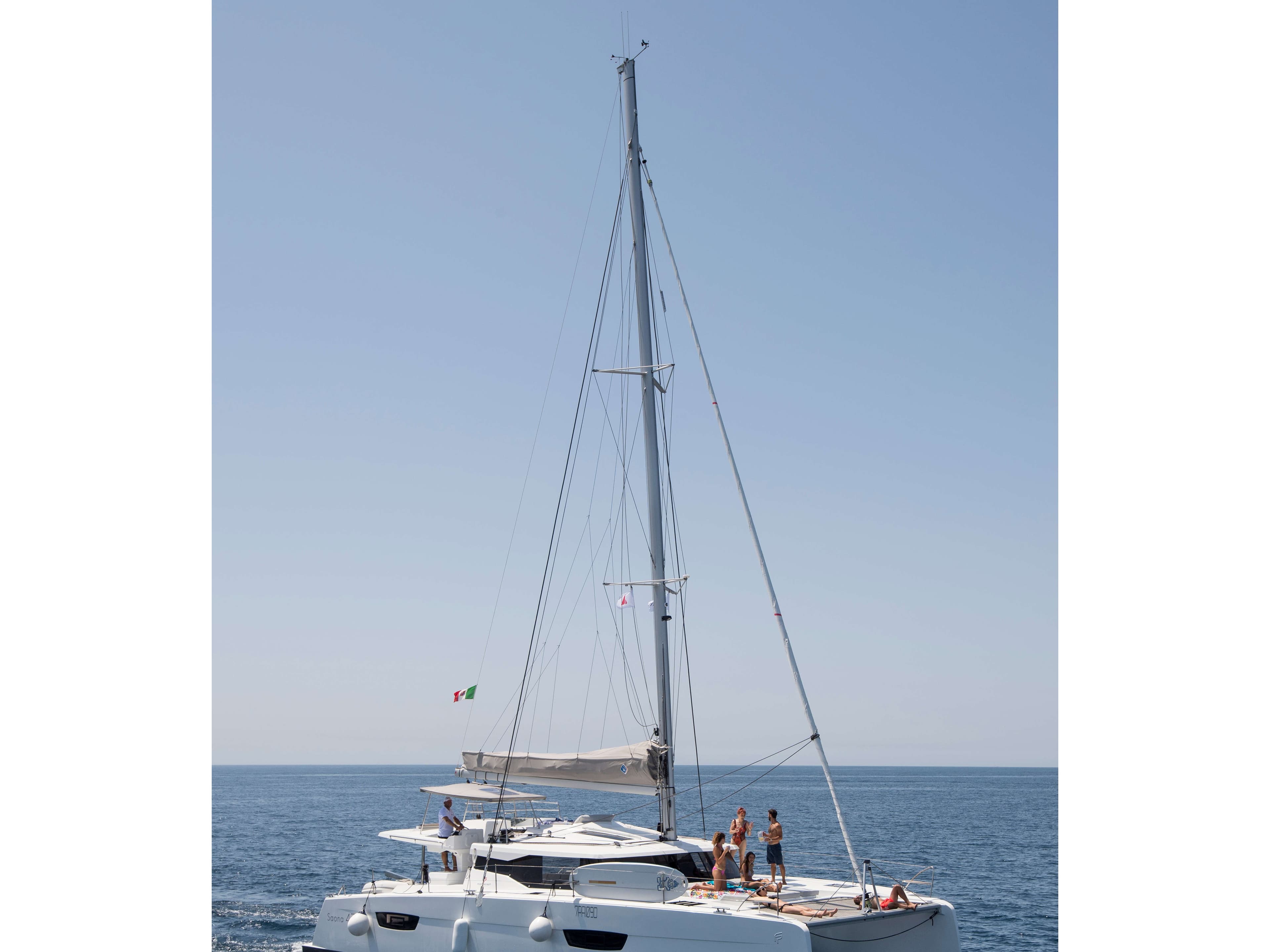Fountaine Pajot Saona 47 Premium