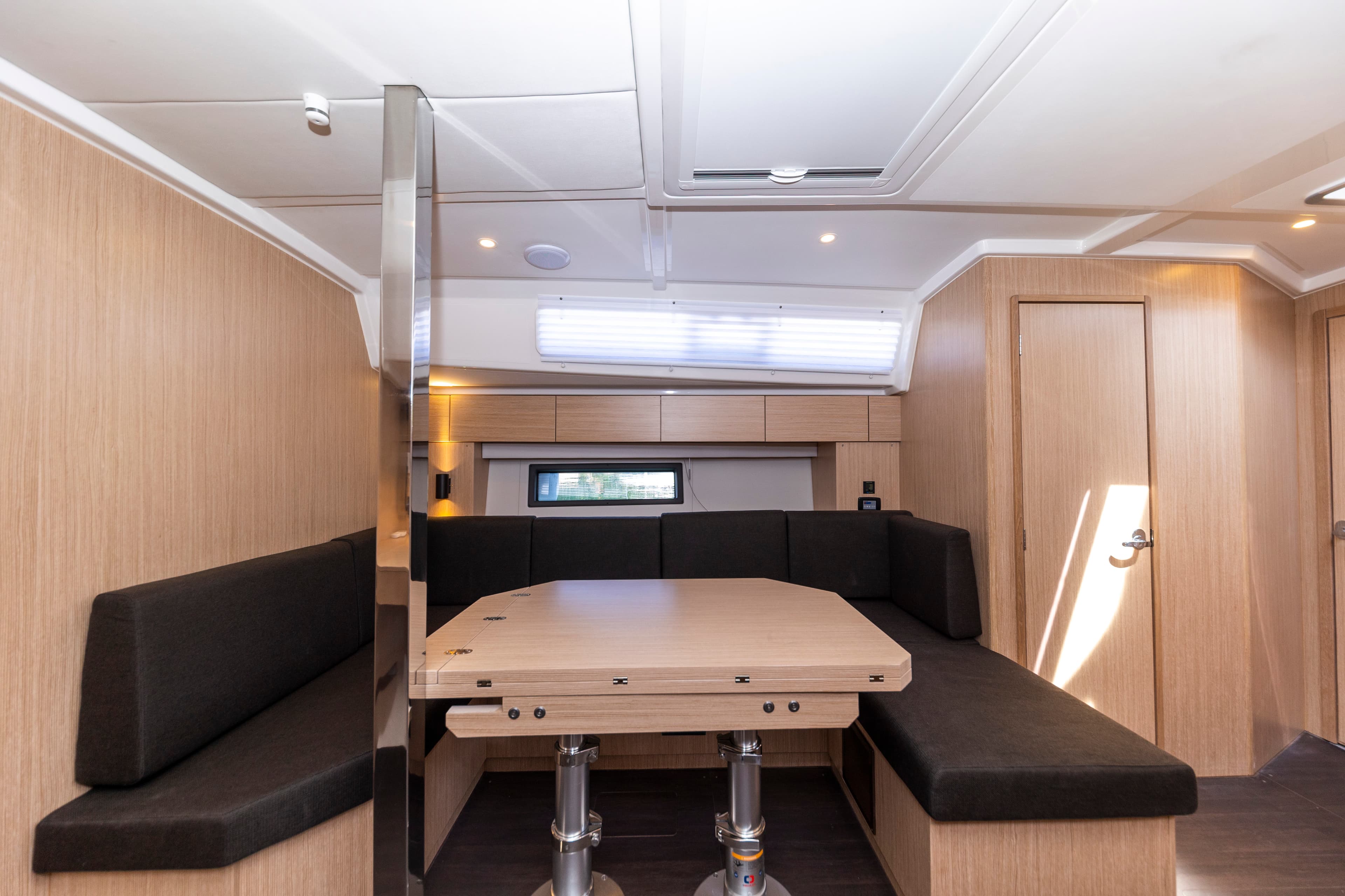 Bavaria C42 Maraschino – bilde 5 av 33
