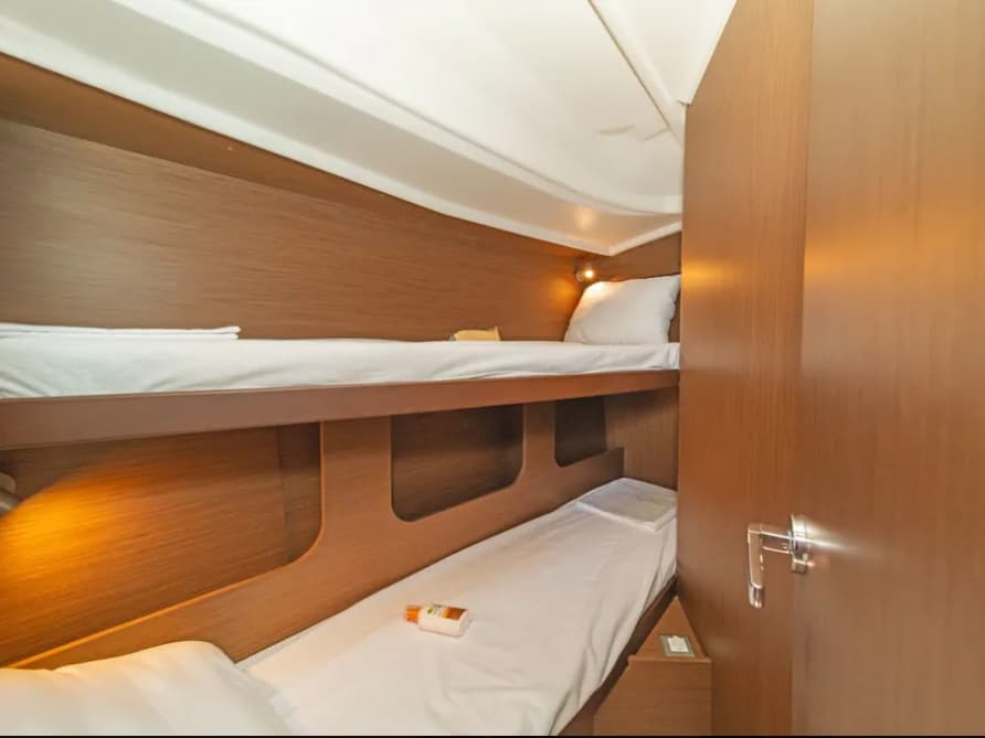 Beneteau Oceanis 40.1 AF-O40.1R – bilde 2 av 4