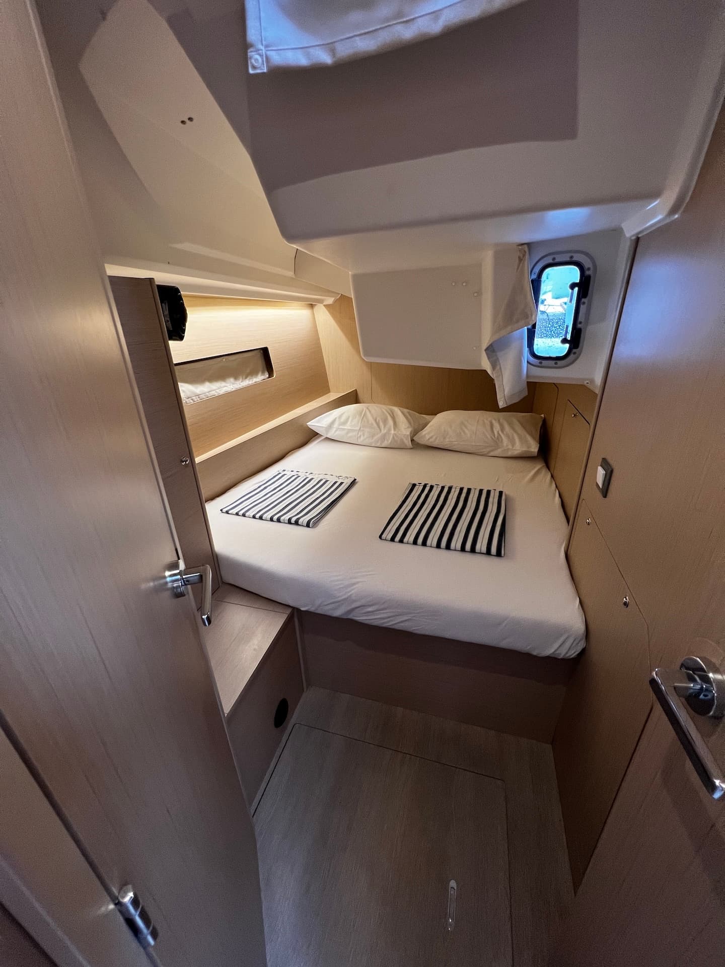 Beneteau Oceanis 40.1 Aglaia – bilde 2 av 17