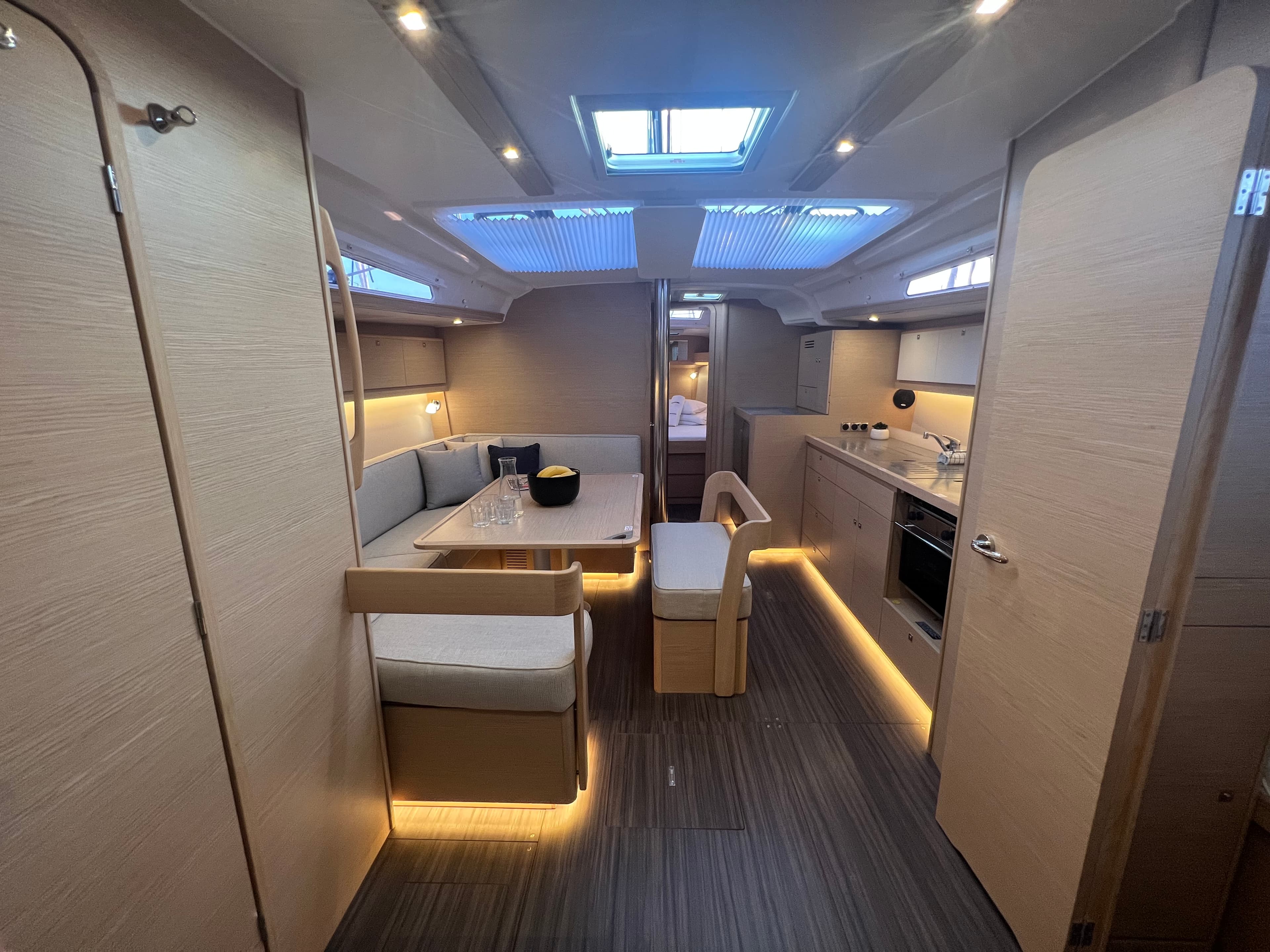 Dufour 430 Kaja – bilde 3 av 43