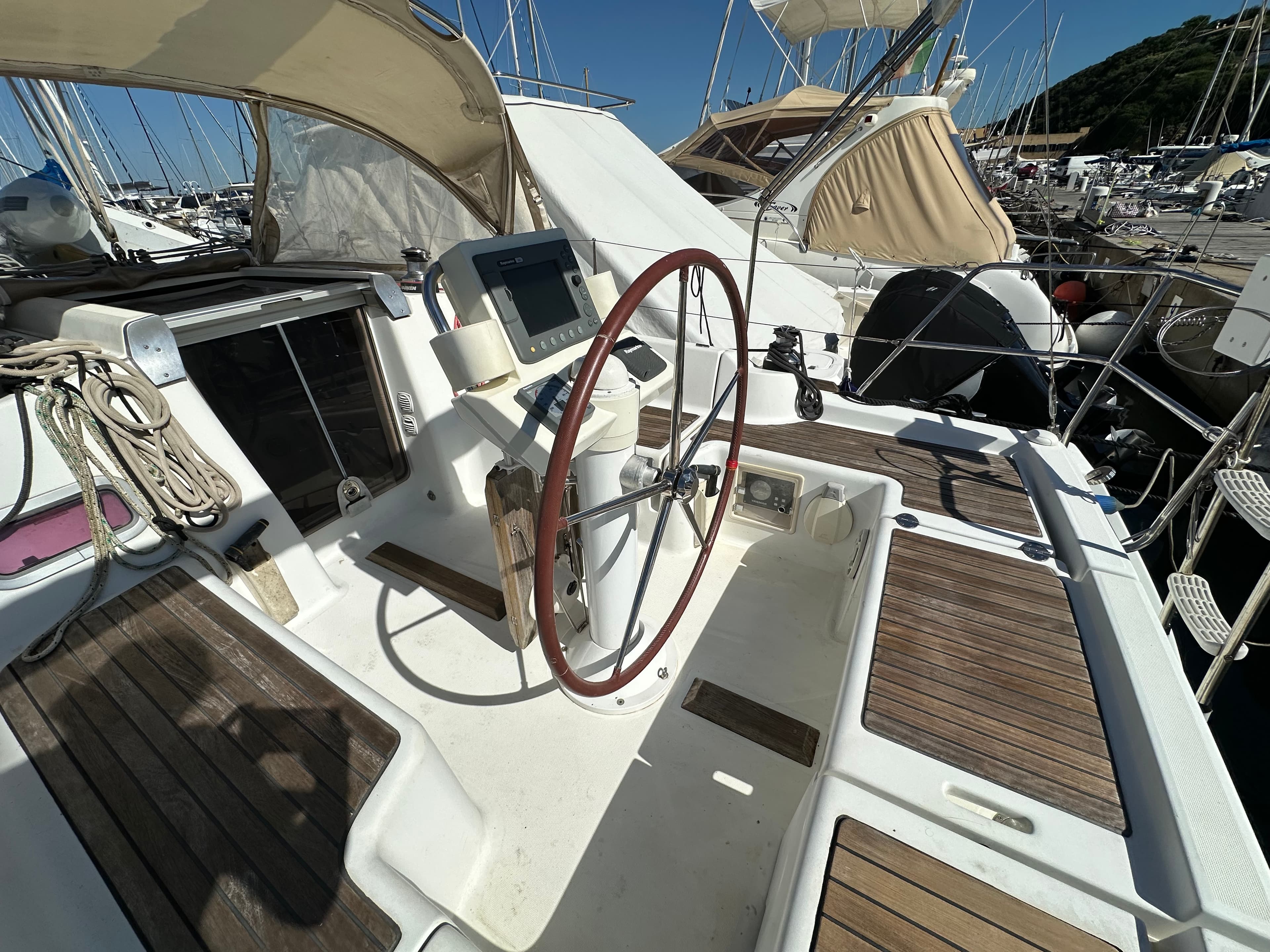 Beneteau Oceanis 34 BLU – bilde 5 av 28