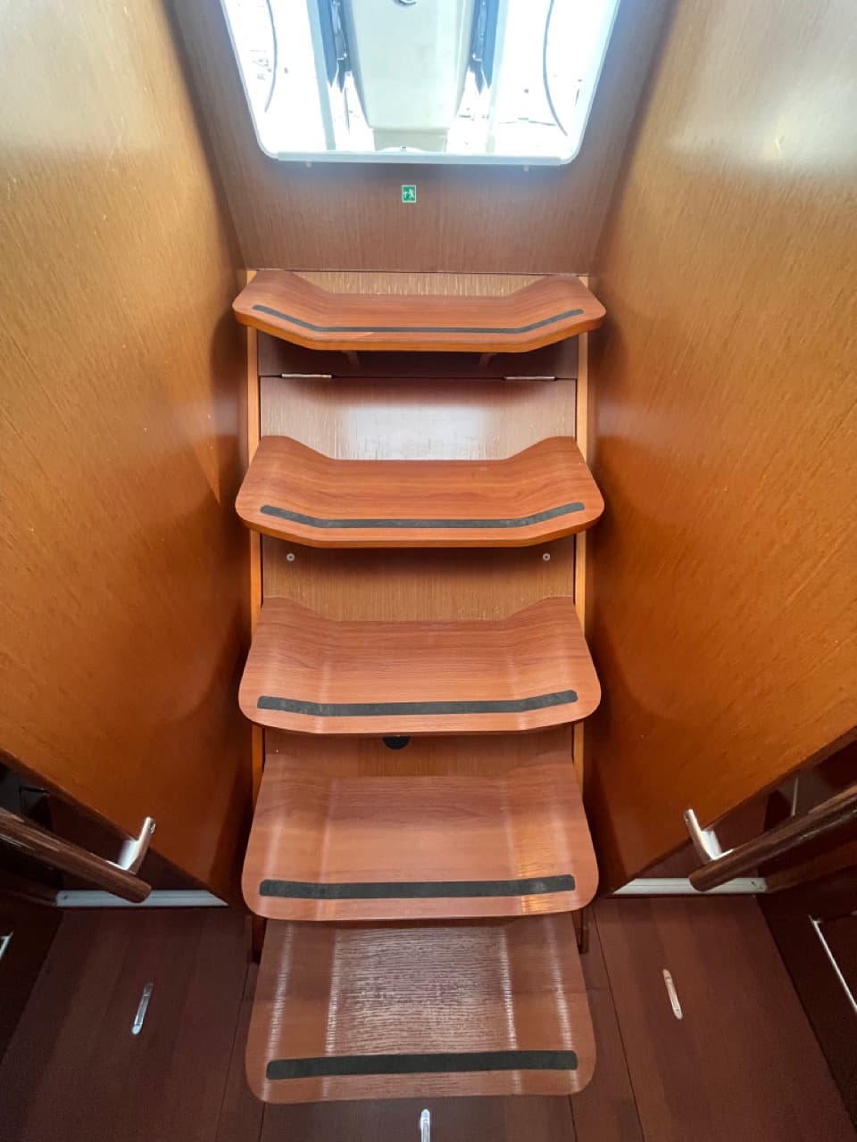 Beneteau Oceanis 45 VESNA – bilde 3 av 18
