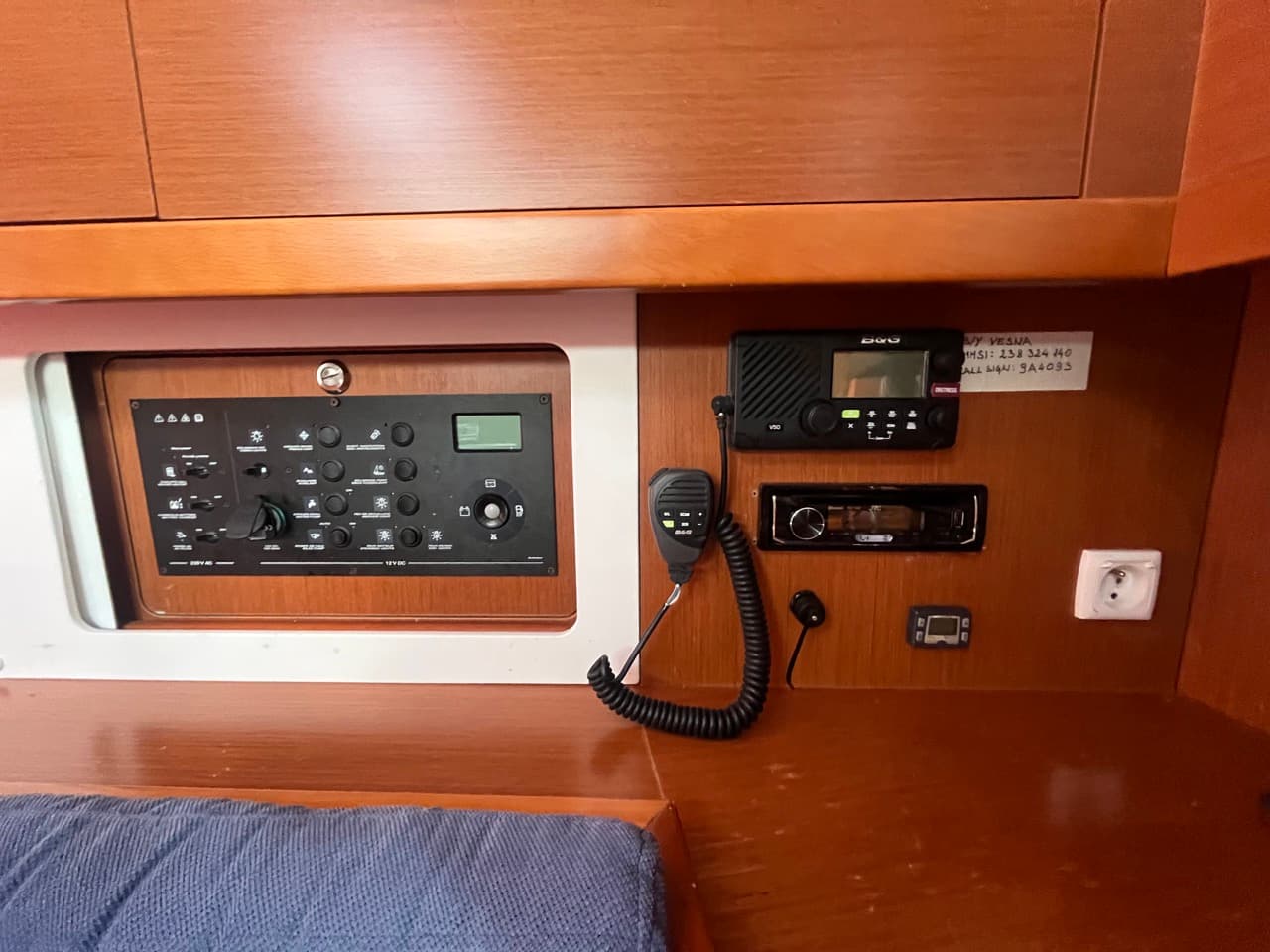 Beneteau Oceanis 45 VESNA – bilde 5 av 18