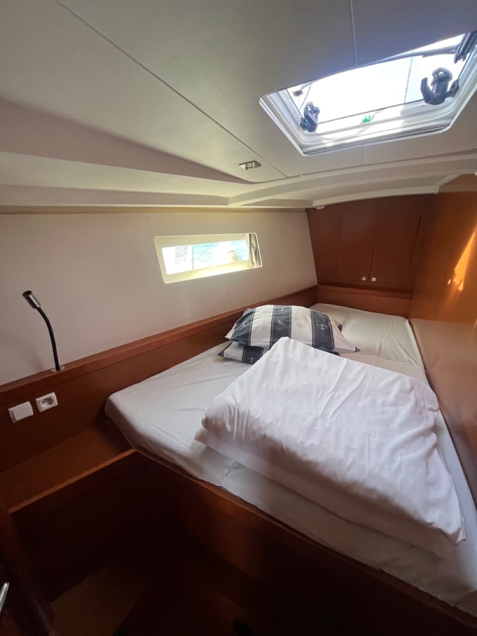 Beneteau Oceanis 45 VESNA – bilde 4 av 18
