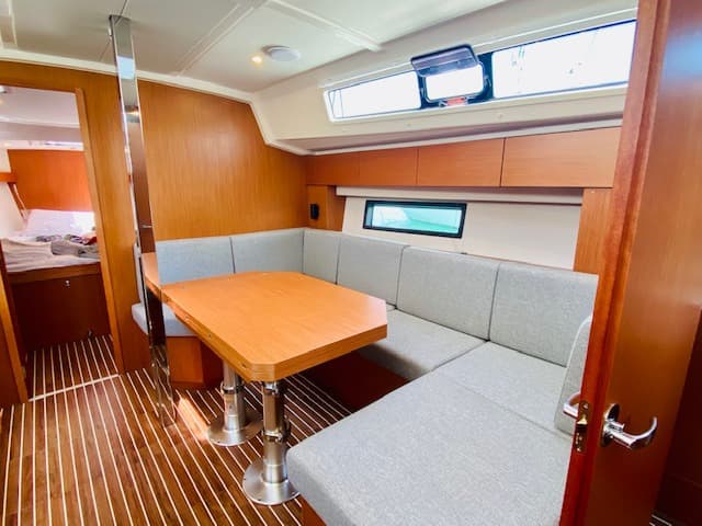 Bavaria C42 Sakura J – bilde 4 av 6