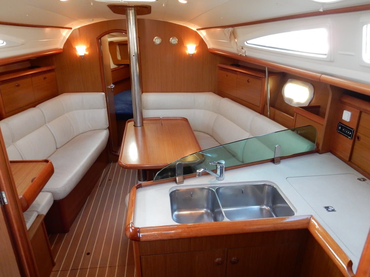 Jeanneau Sun Odyssey 37 Deep Blue – bilde 2 av 3