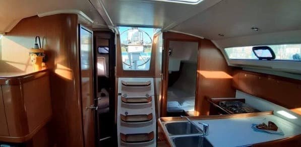 Beneteau Oceanis 37 Maria – bilde 3 av 12