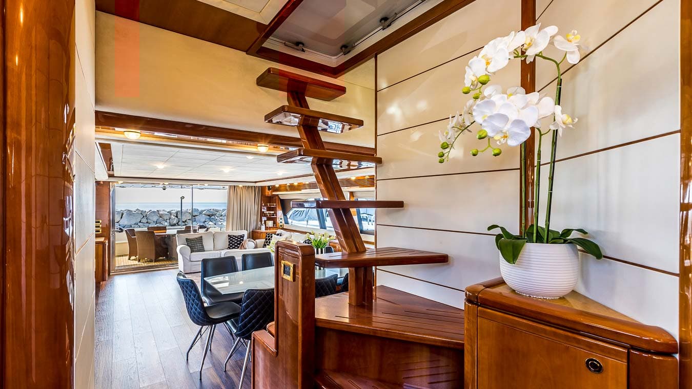Ferretti 880 Miss Katarina – bilde 4 av 23